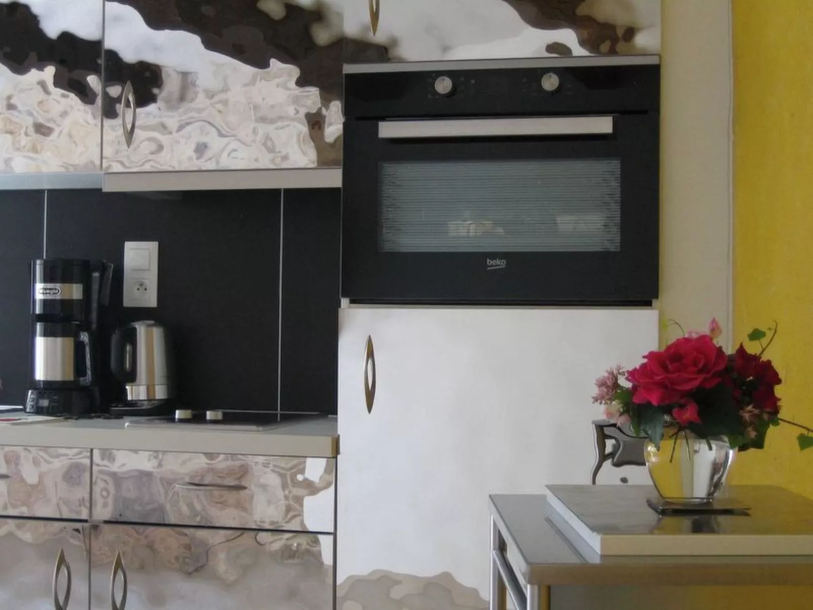 Bévau: Frankreich erleben mit Bio-Frühstück und täglichem Putz-Service-Dedans