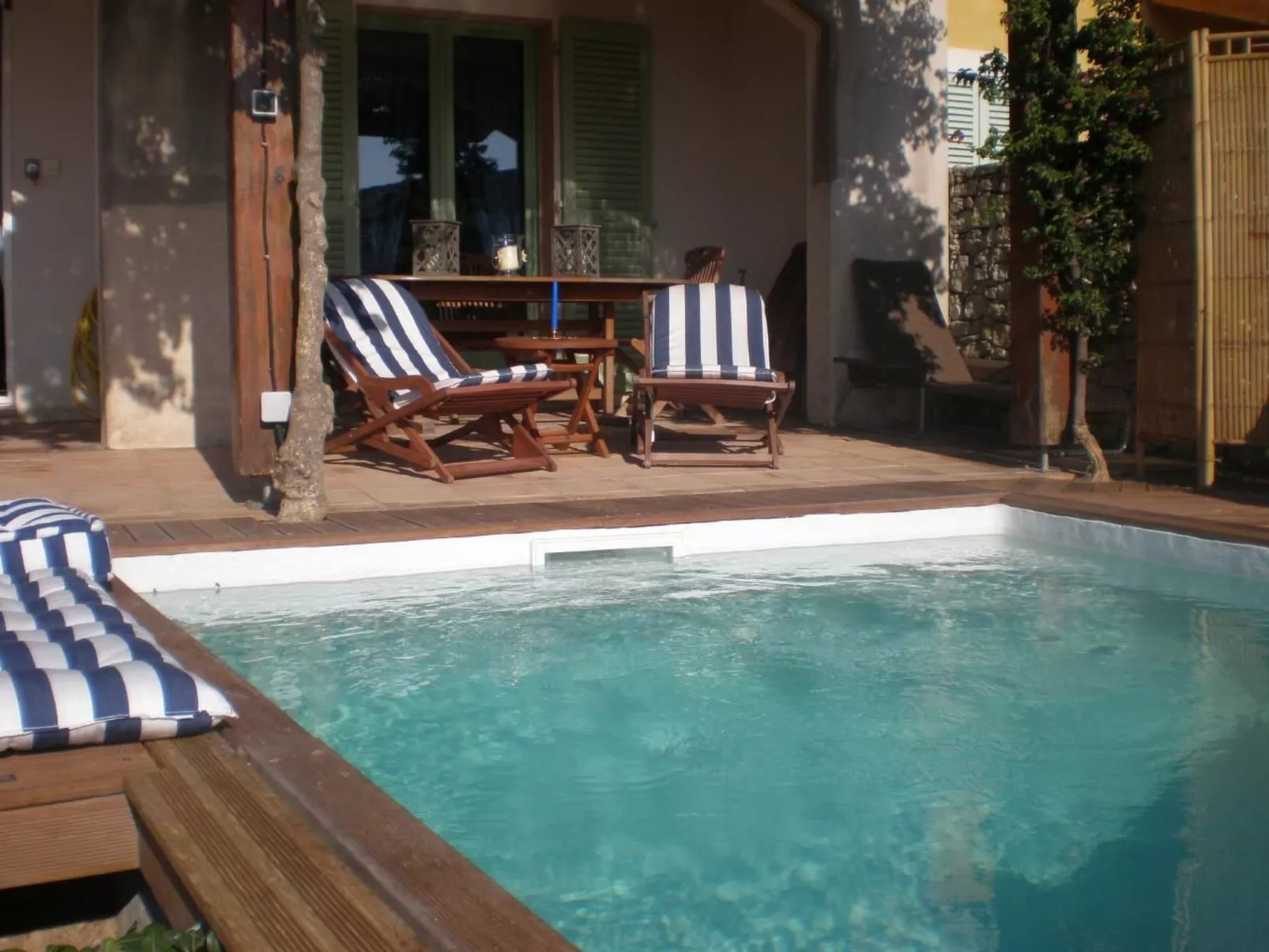 Pont de bateau, Meerblick mit privatem Pool-Dehors