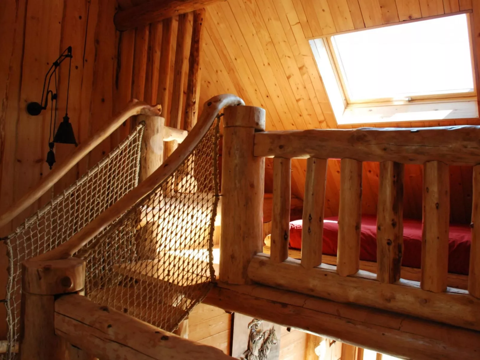 "Au Crêt du Bois" (Auf dem Wald)-Drinnen