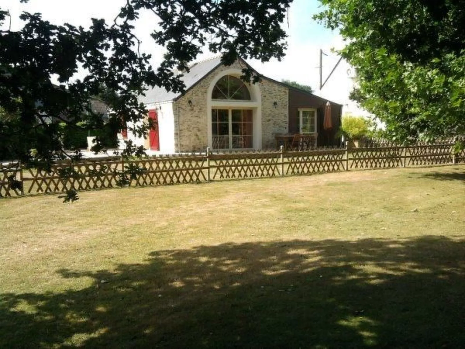 "Au Bas Chalonge Gîte"-Dehors