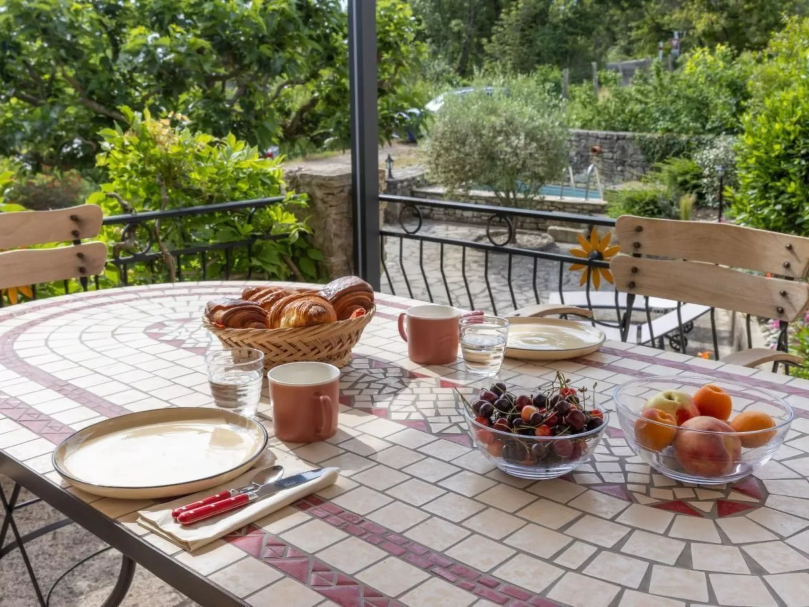 Clos de l'Olivier-Draußen