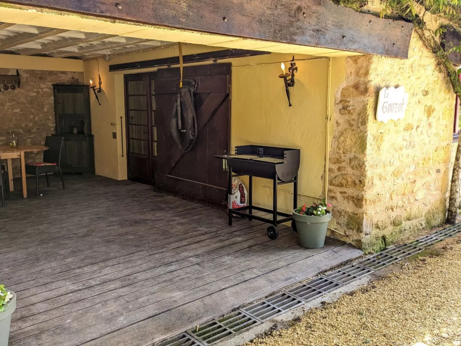 Im Herzen des Périgord Noir in der Nähe von Limeuil-Outside