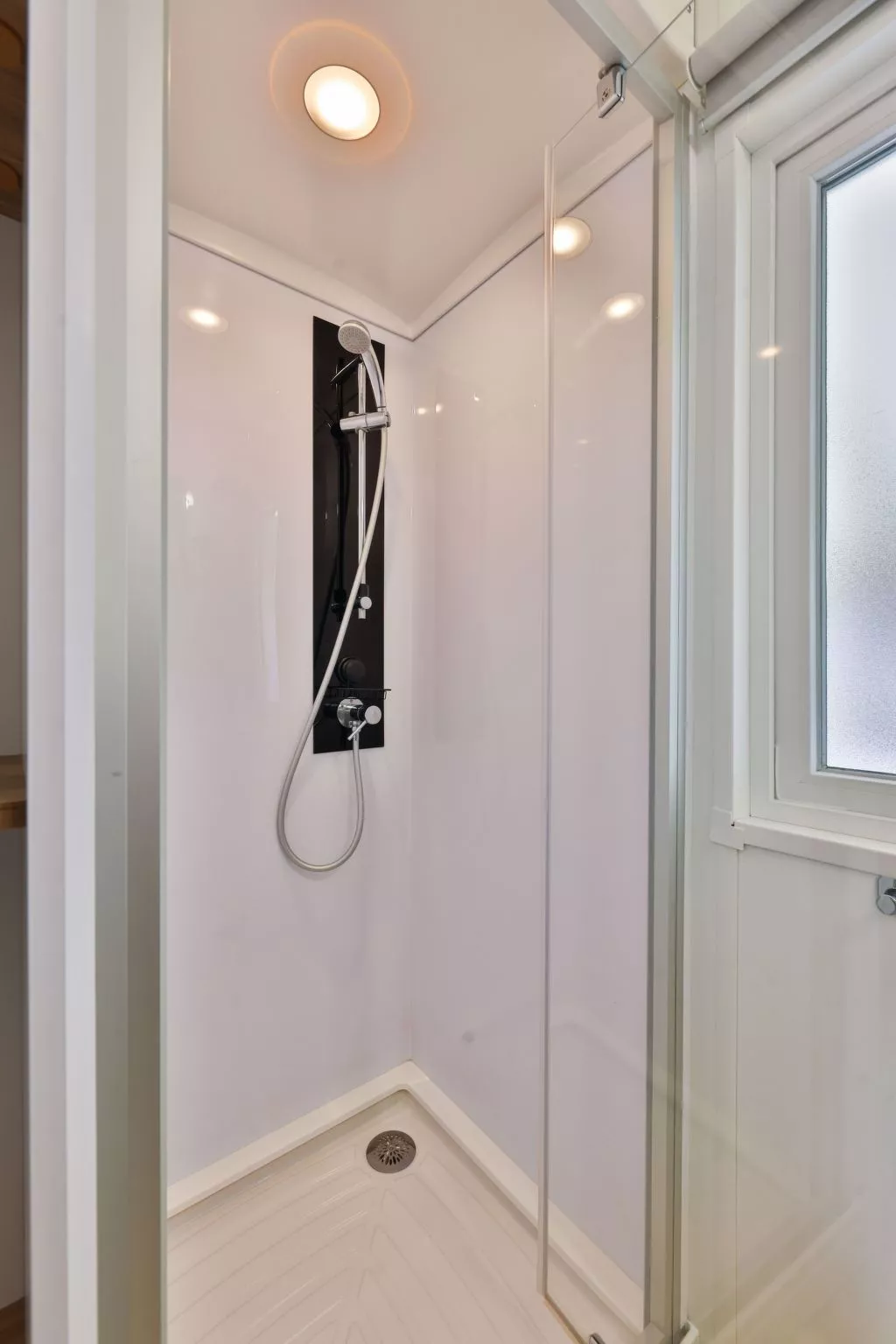 Standing Mobilheim 6 Plätze 2 Bäder-Drinnen