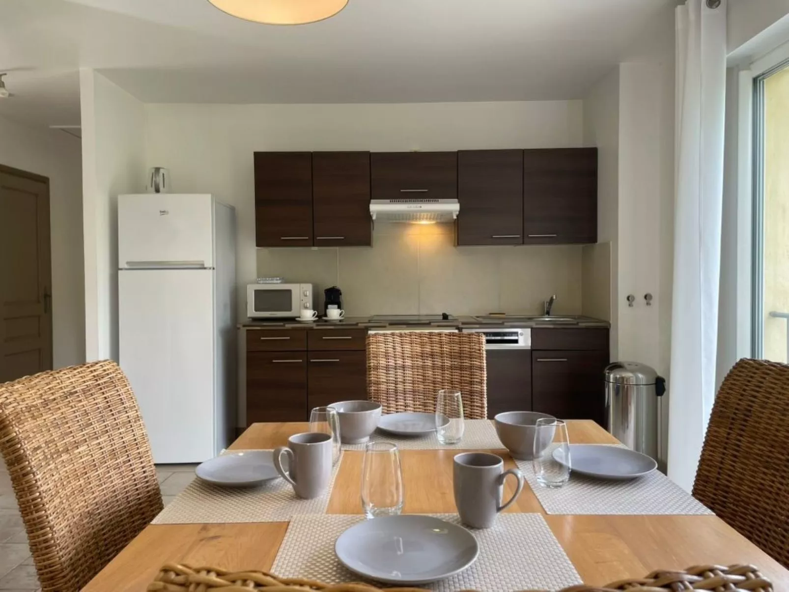 Mit Pool-Image-tags.info