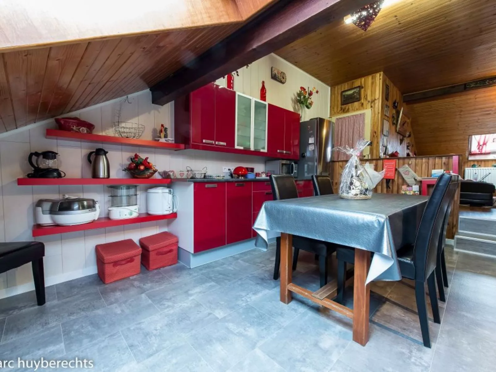 Das Gîte Fleuri mit einer herrlichen Aussicht-Drinnen