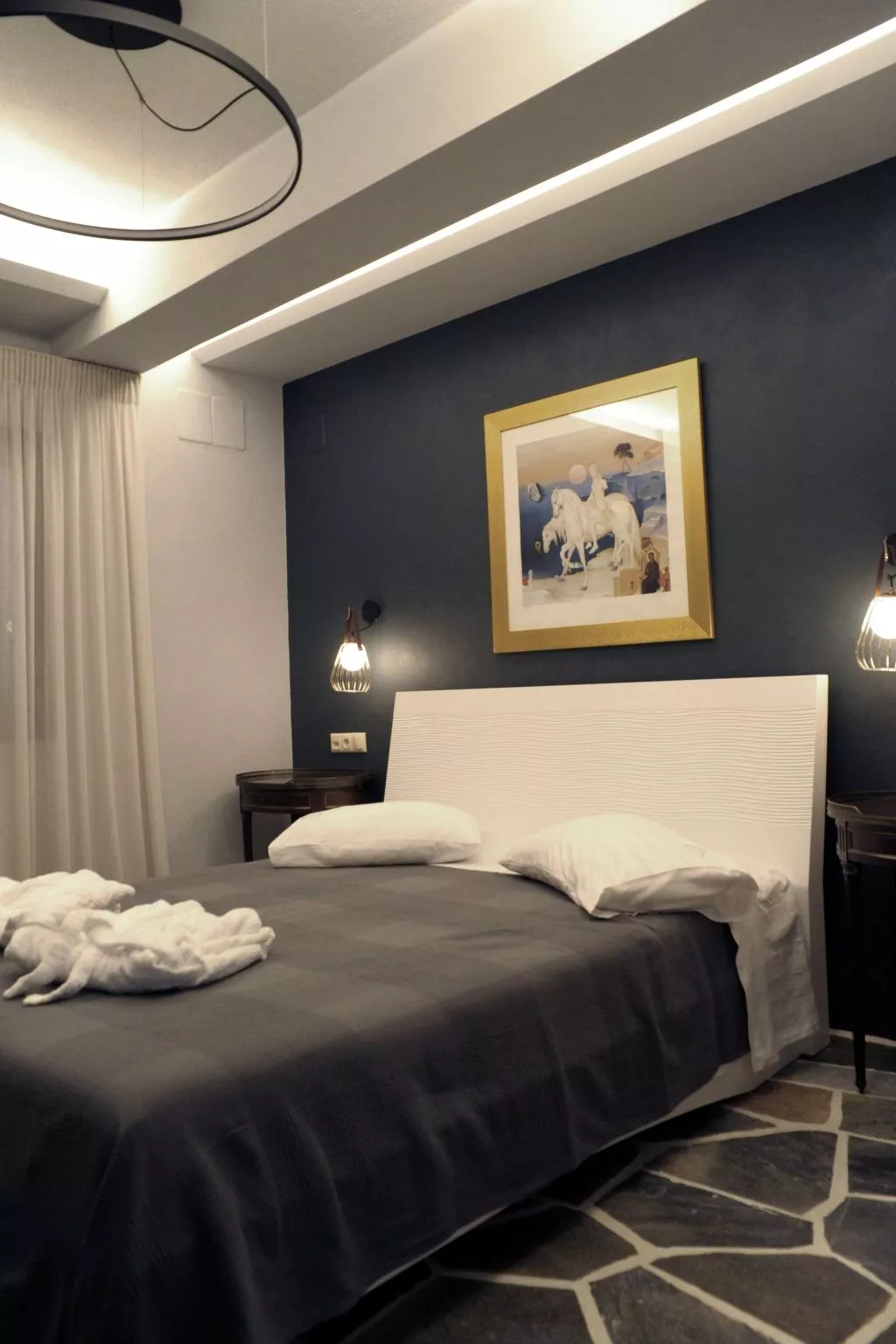 Anwesen mit eigenem Jacuzzi-Drinnen