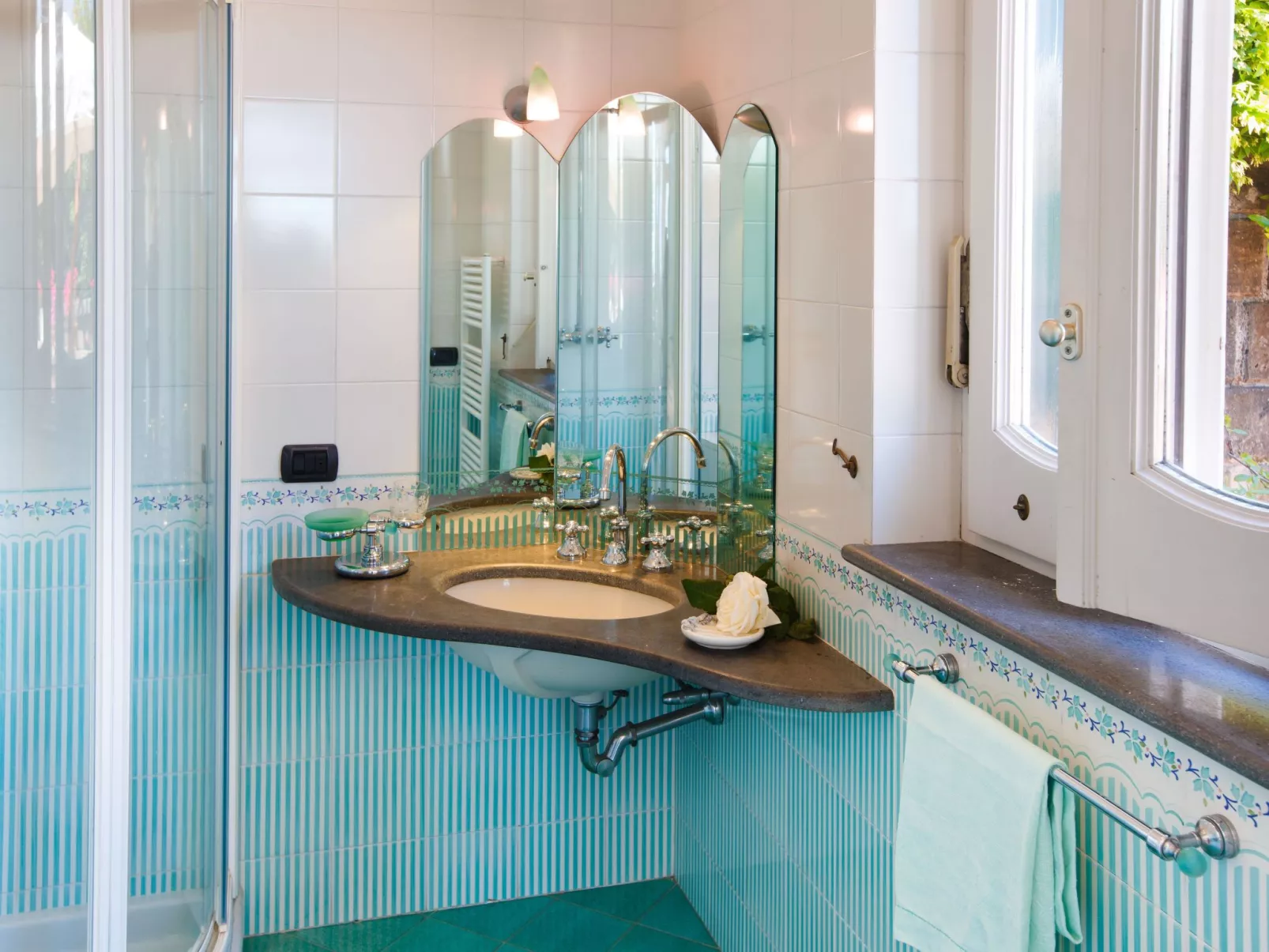 Panoramavilla mit Pool-Inside