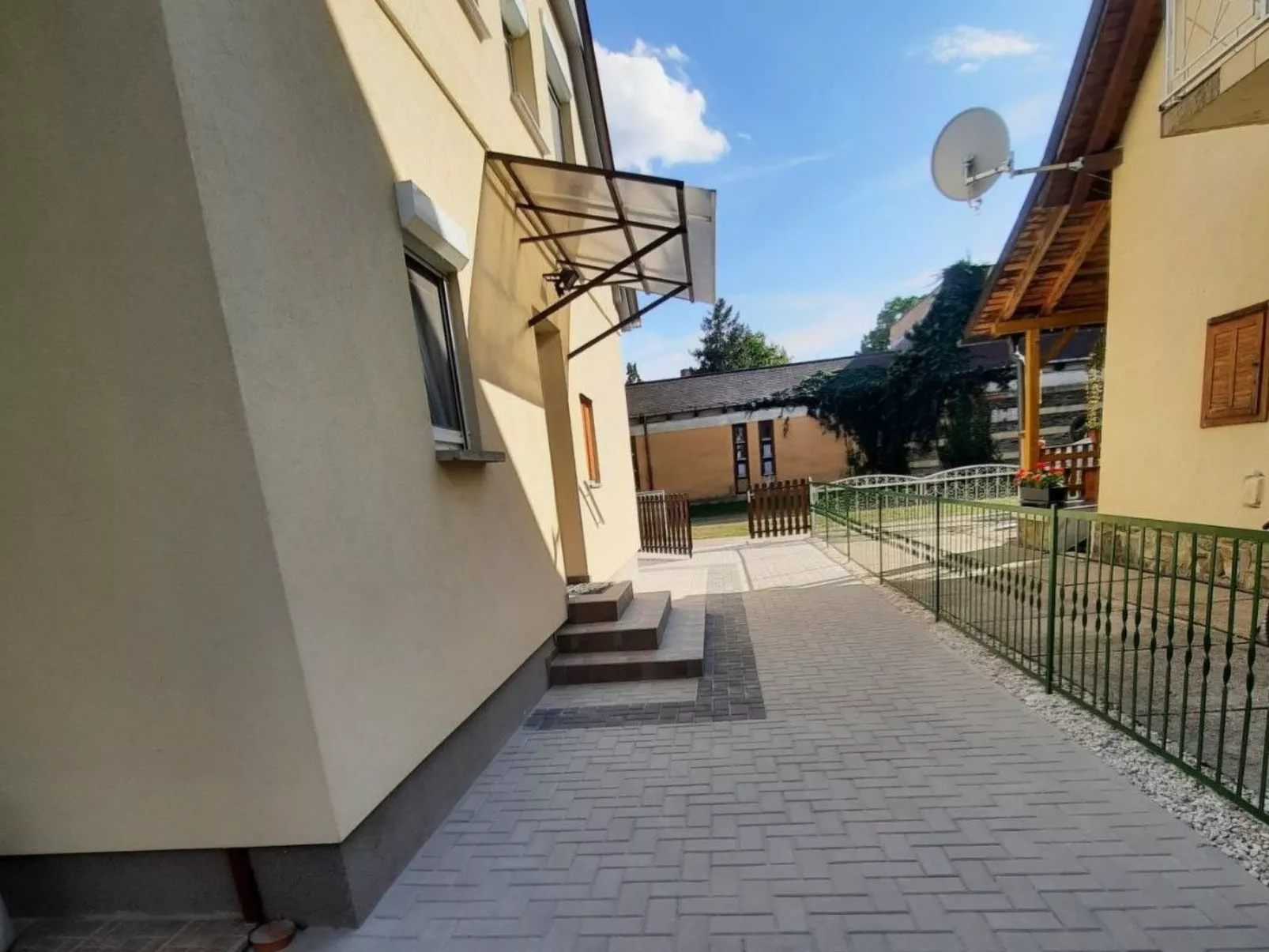 Klimatisiertes Ferienhaus in Bükfürdö mit Garten-Dehors