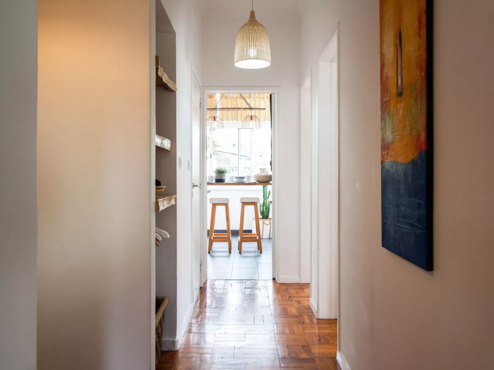 Neue, lichtdurchflutete Wohnung im Zentrum-Dedans