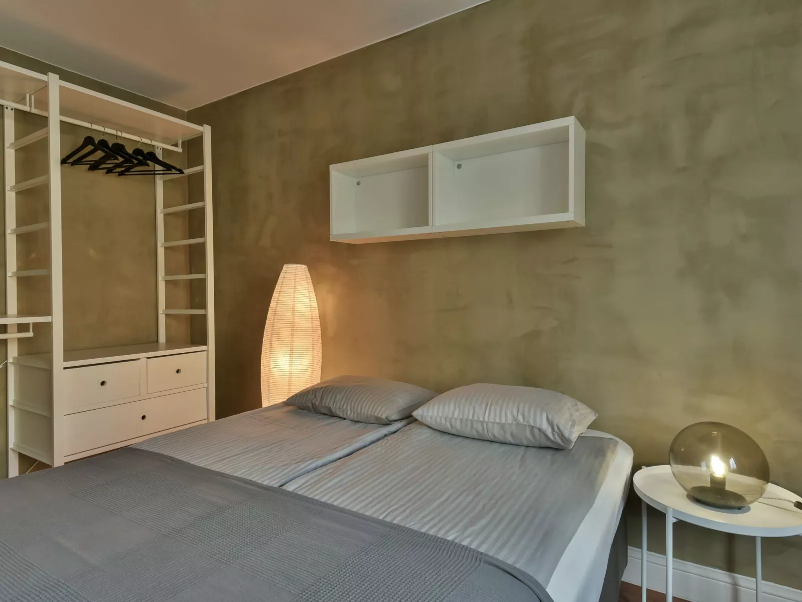 Carcavelos Sol - Inside