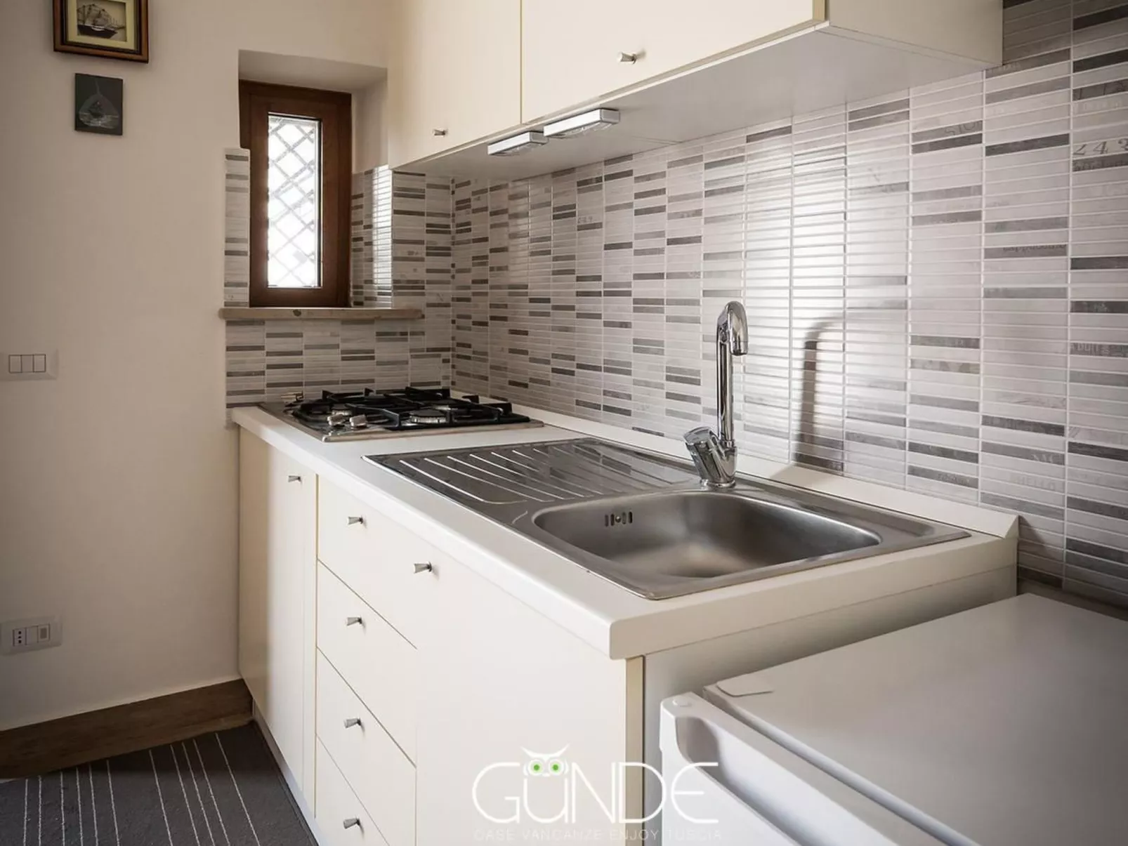 Verne's Haus - La Casa di Verne-Image-tags.info