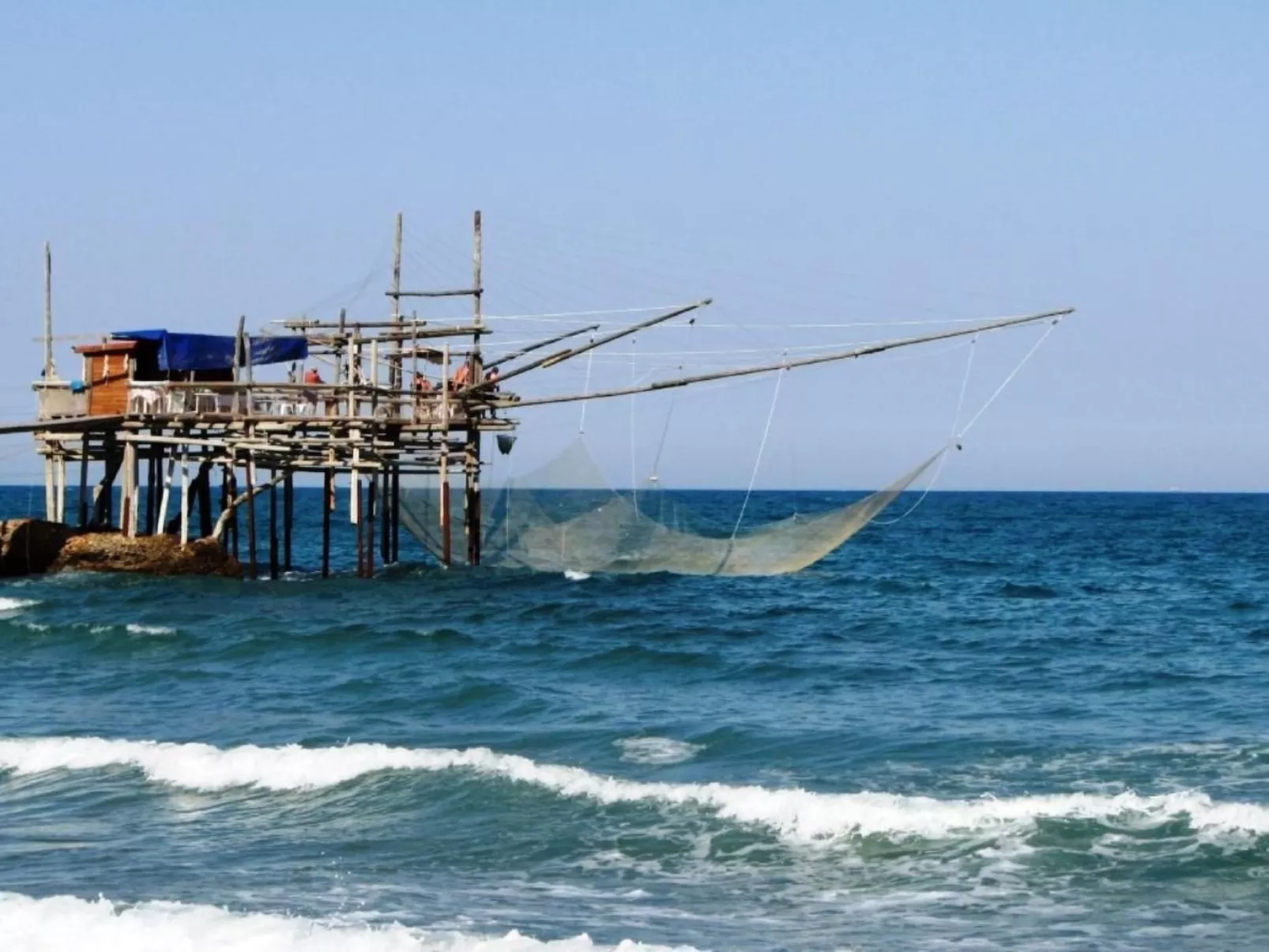 Mit Blick auf das Wasser-Outside