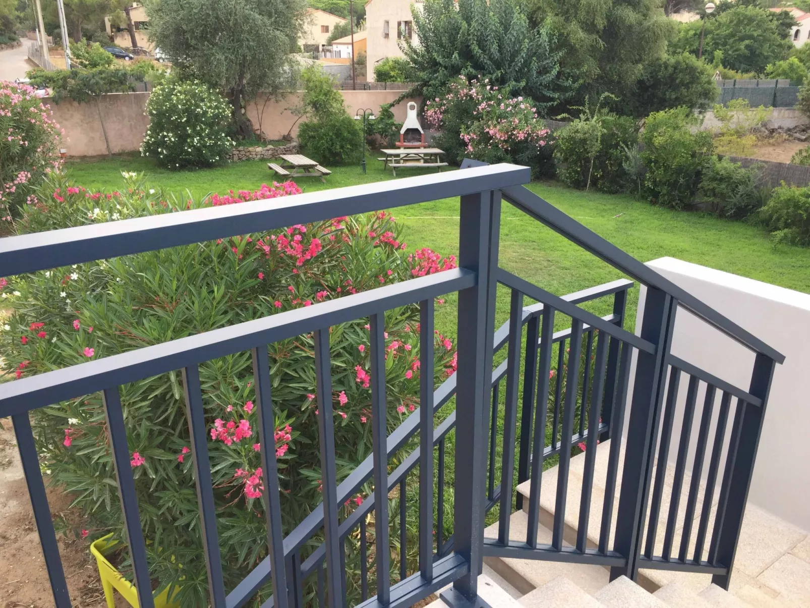 Pinu - Les Muriers-Dehors