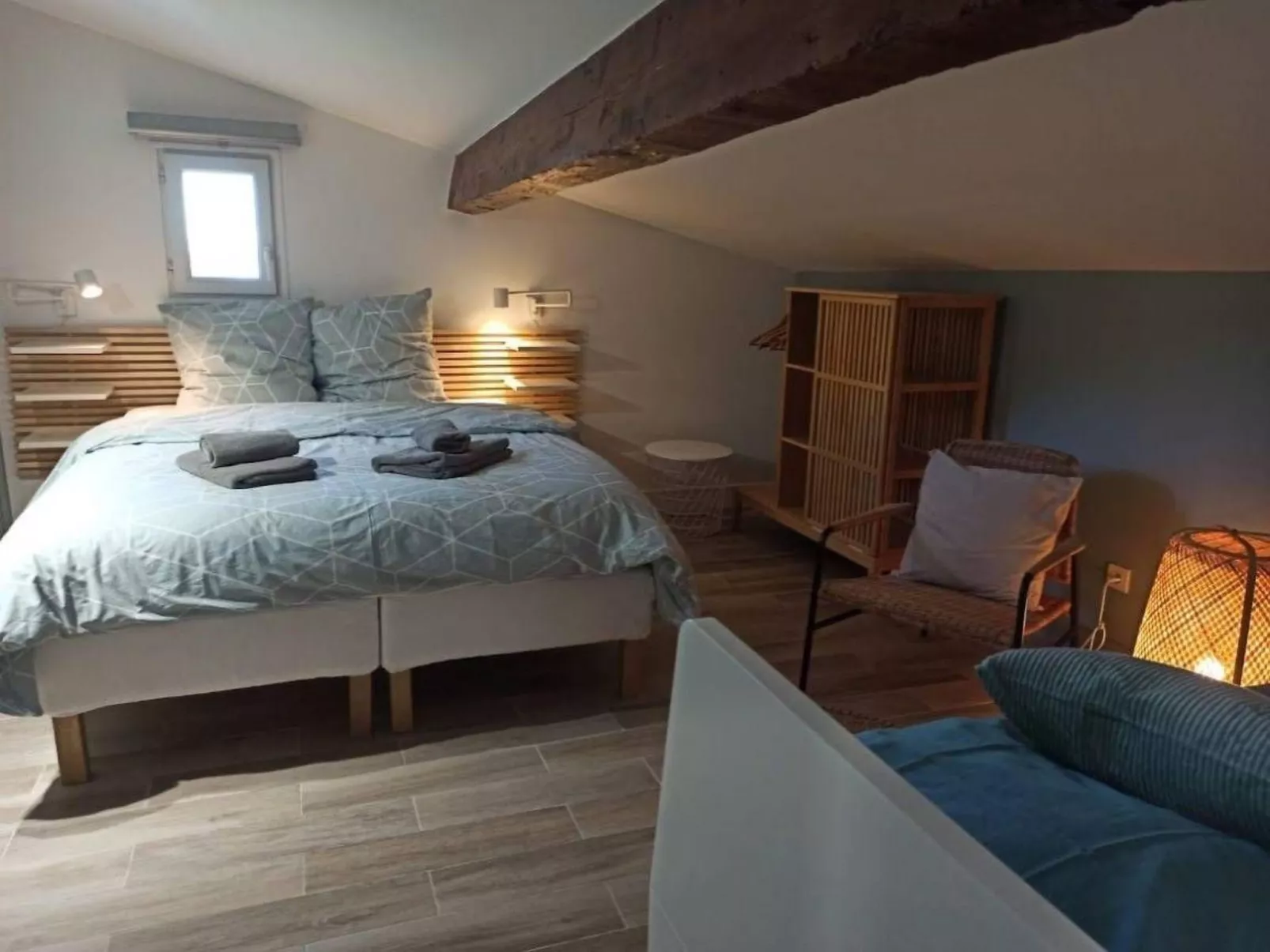 Im Herzen eines provenzalischen Weinguts, Terrasse mit Meerblick, Pool - Drinnen