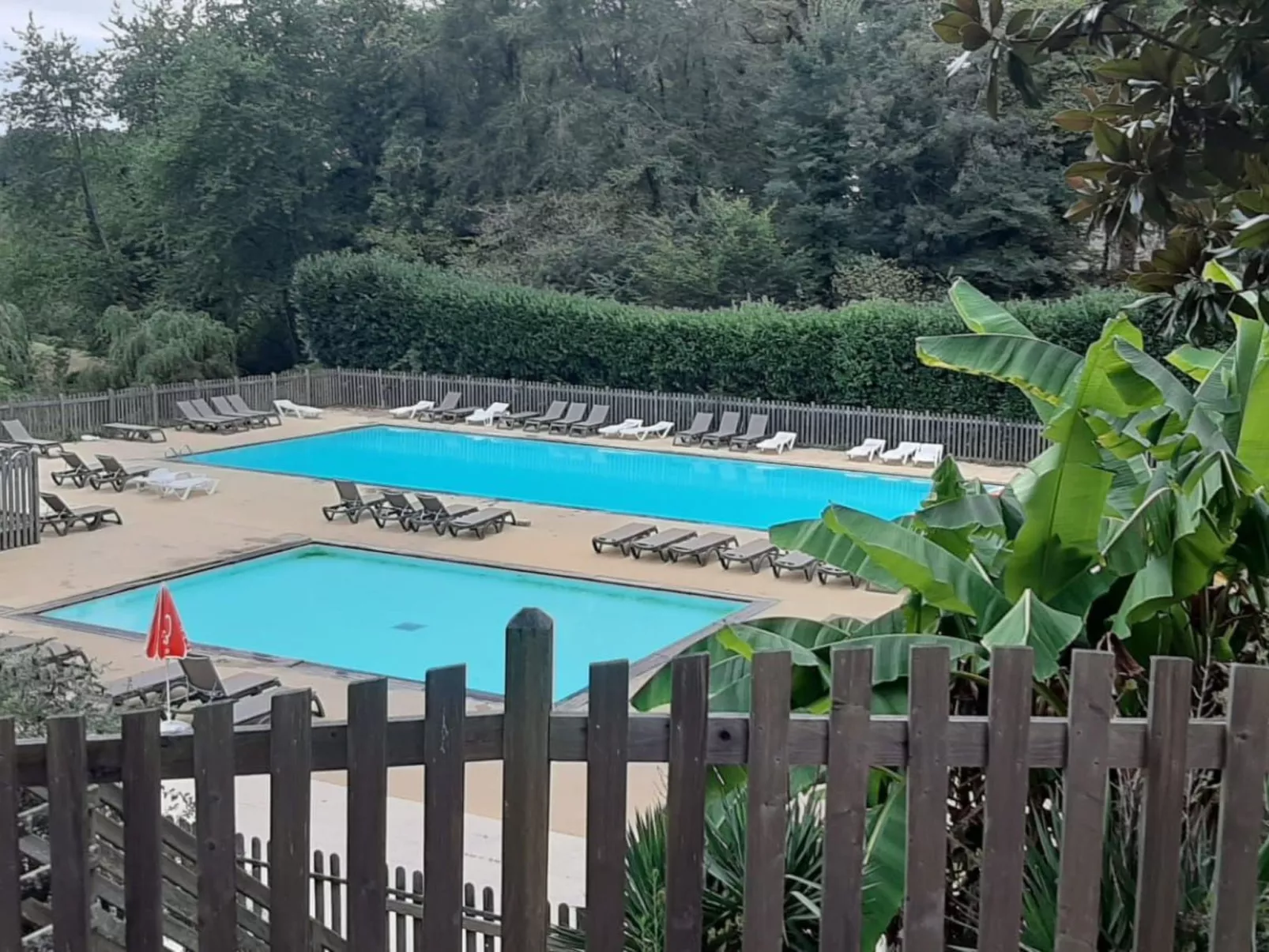 Chalet B10 Yemanisi in der Dordogne-Outside