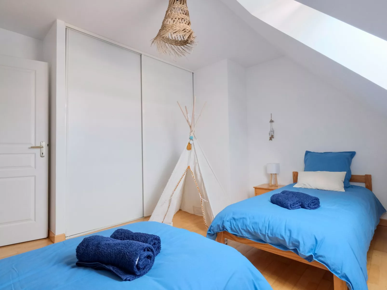 Haus "L'Oyat" mit Garten und Plancha-Drinnen