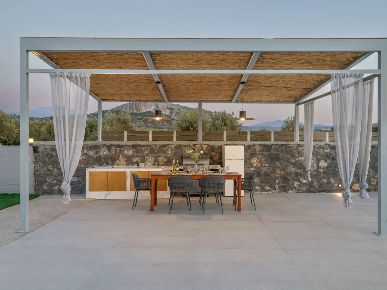 "Luna" mit Privatparkplatz-Drinnen