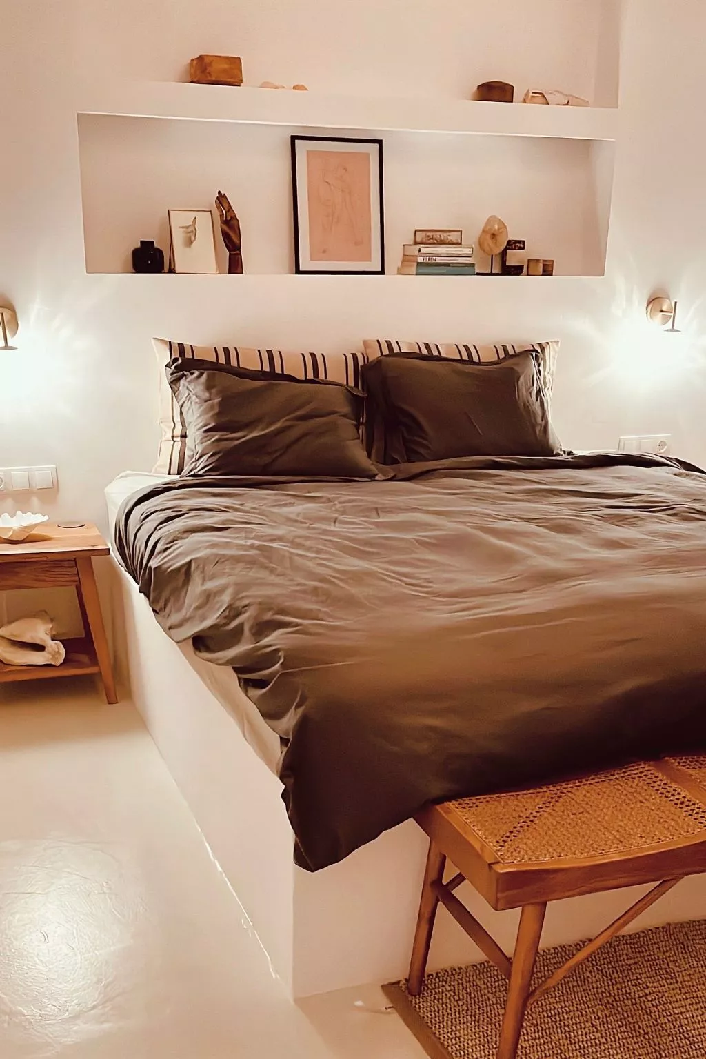 "Villa Nepenthe"-Inside