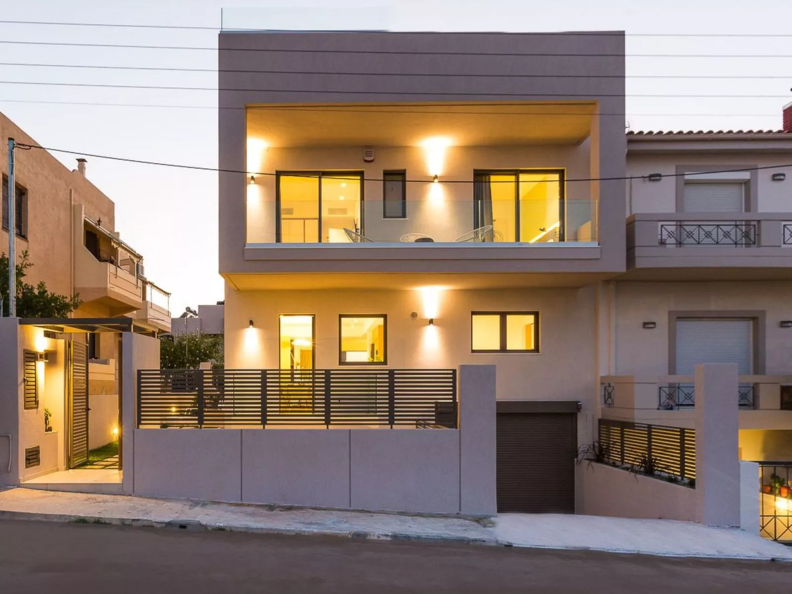 Villa Amelia I Kostenloser 8-Sitzer Mini-Van und Pool-Outside