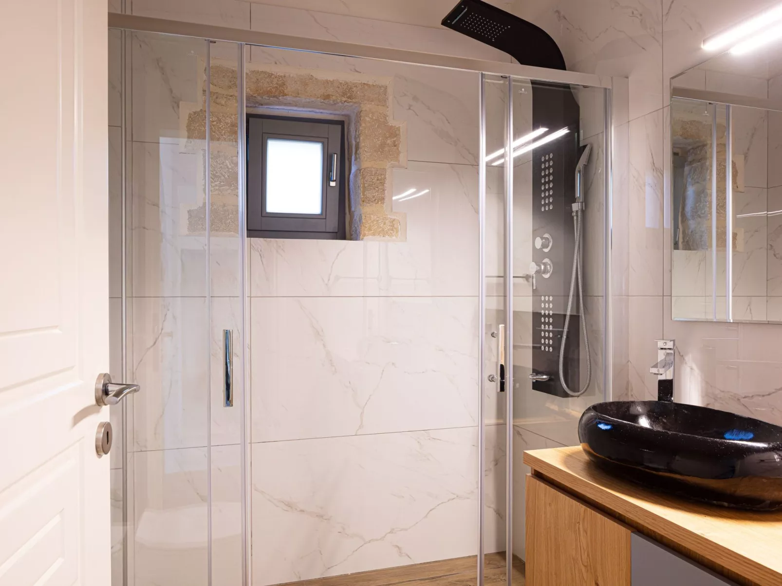 Artemis Apollonas Villa - Luxuriöse Flucht mit Pool-Inside