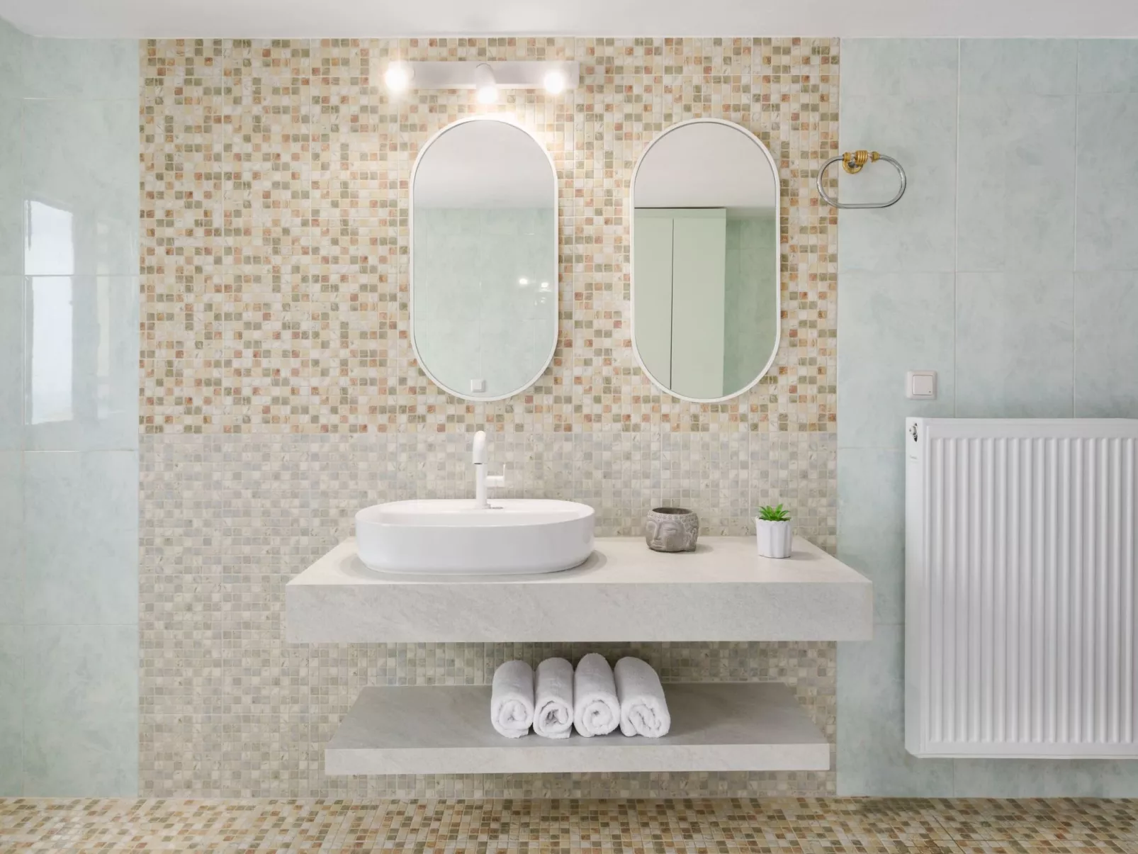 Villa mit Meerblick und privatem Pool, BBQ 1,5km vom Strand entfernt-Image-tags.info