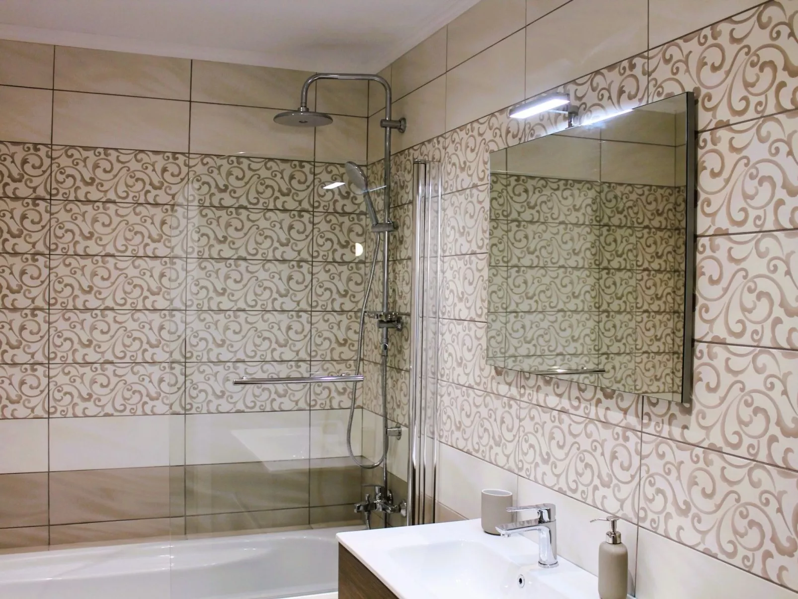 Haus mit drei Schlafzimmern in der Nähe der besten Strände von Korfu-Inside