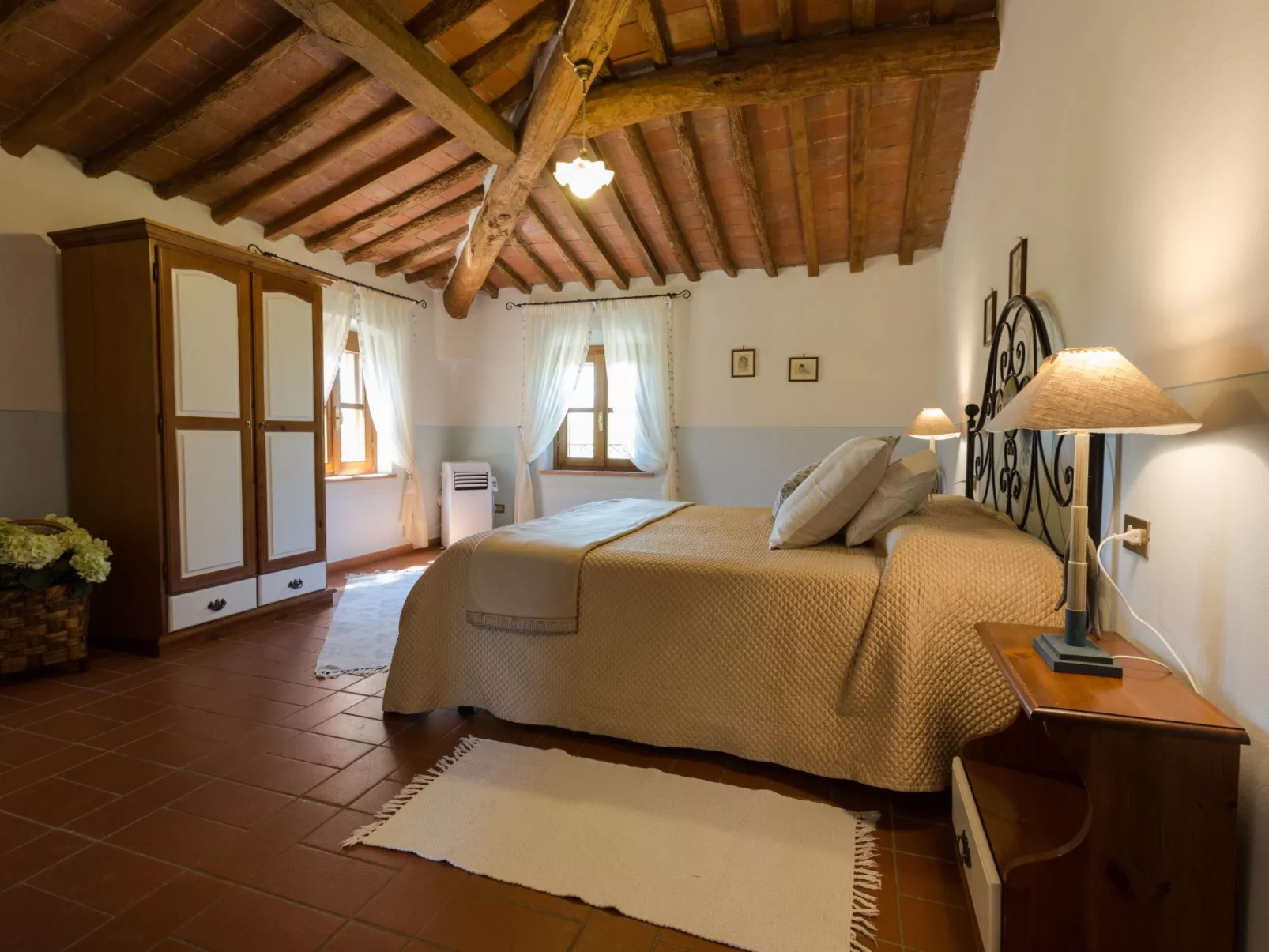 'Margherita canale-Dedans