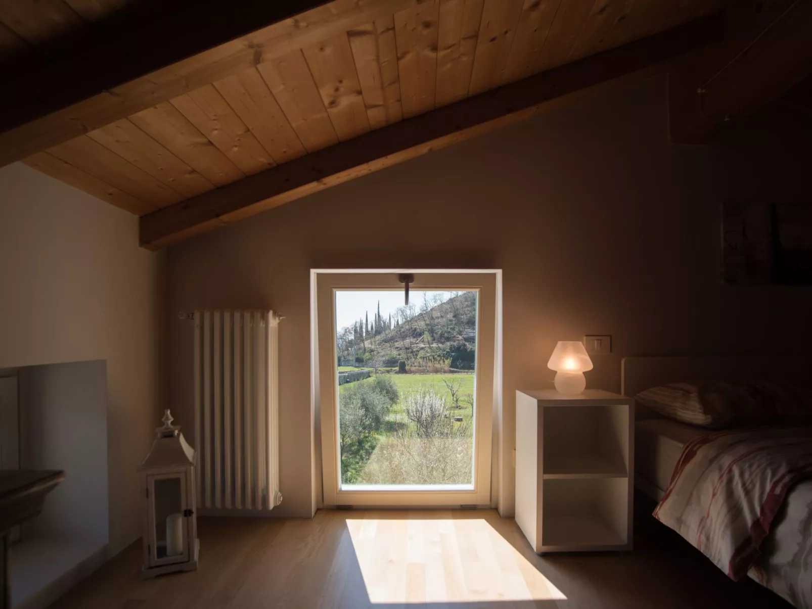 Anwesen mit Garten, Grill und Terrasse-Drinnen