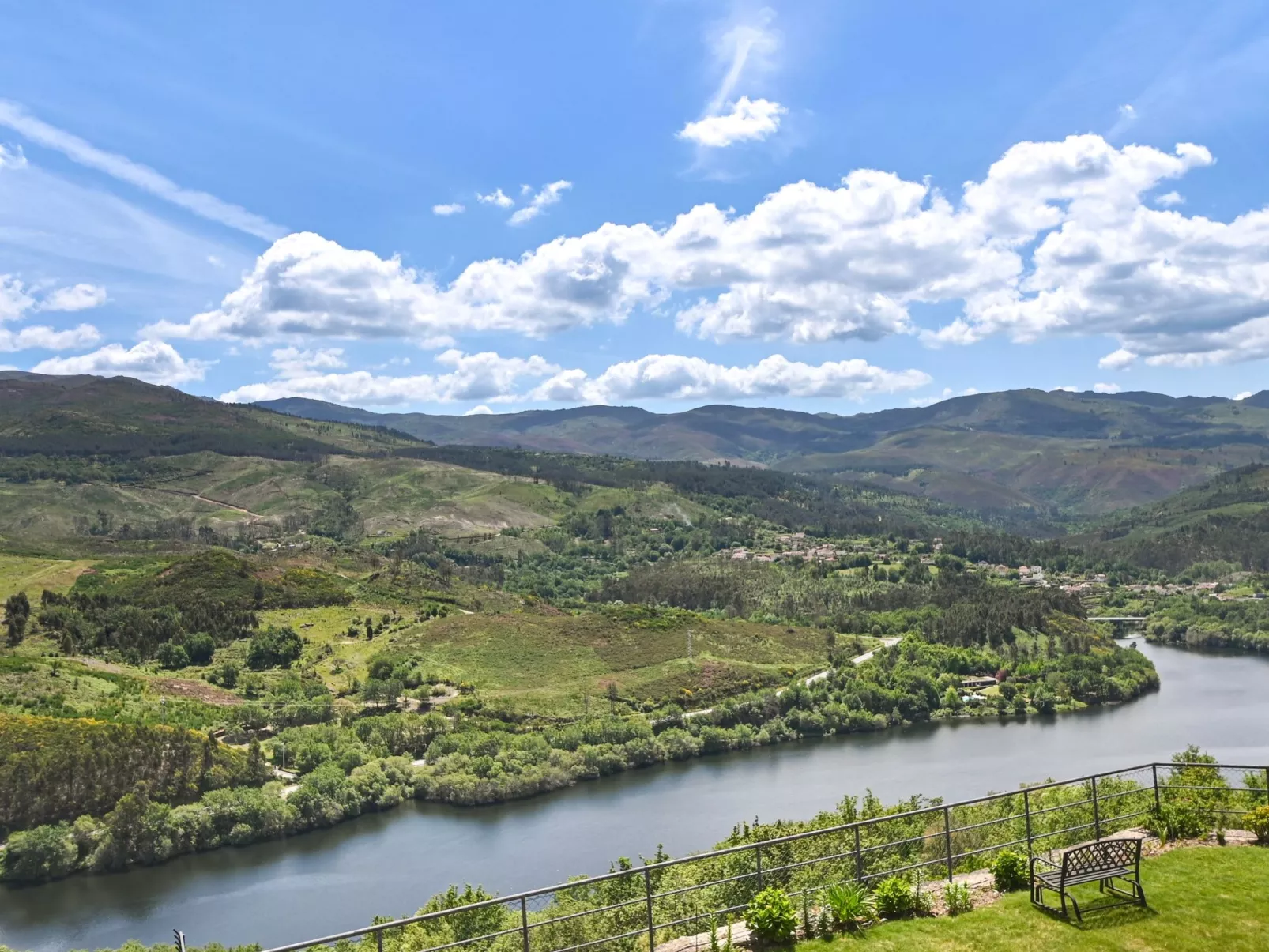 Casas das Olas 2 - Großartige Aussicht, 2 Pools, idealer Ort zum Entspannen und-Outside