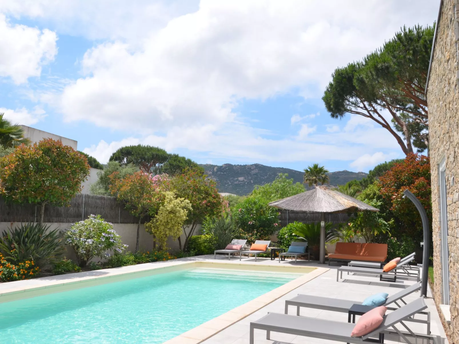 Villa mit 6 Schlafzimmern, privatem Pool Garten und Parkplatz-Dehors