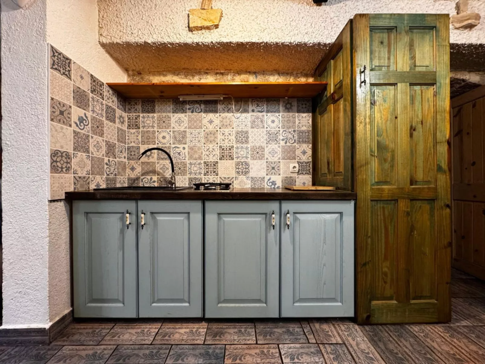 Lieber Himell 1-Inside