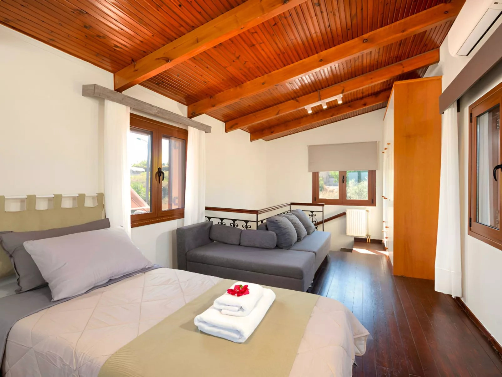 "Vegghera Villa" mit Bergblick-Drinnen