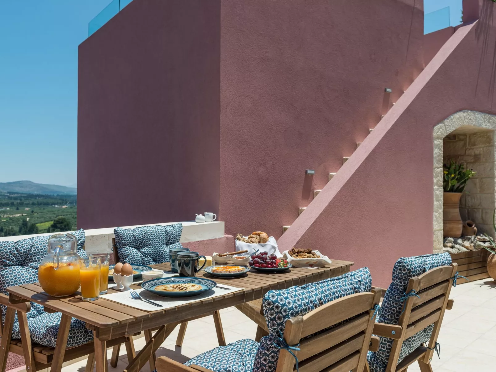 "Liodosifis" mit eigenem Pool-Inside