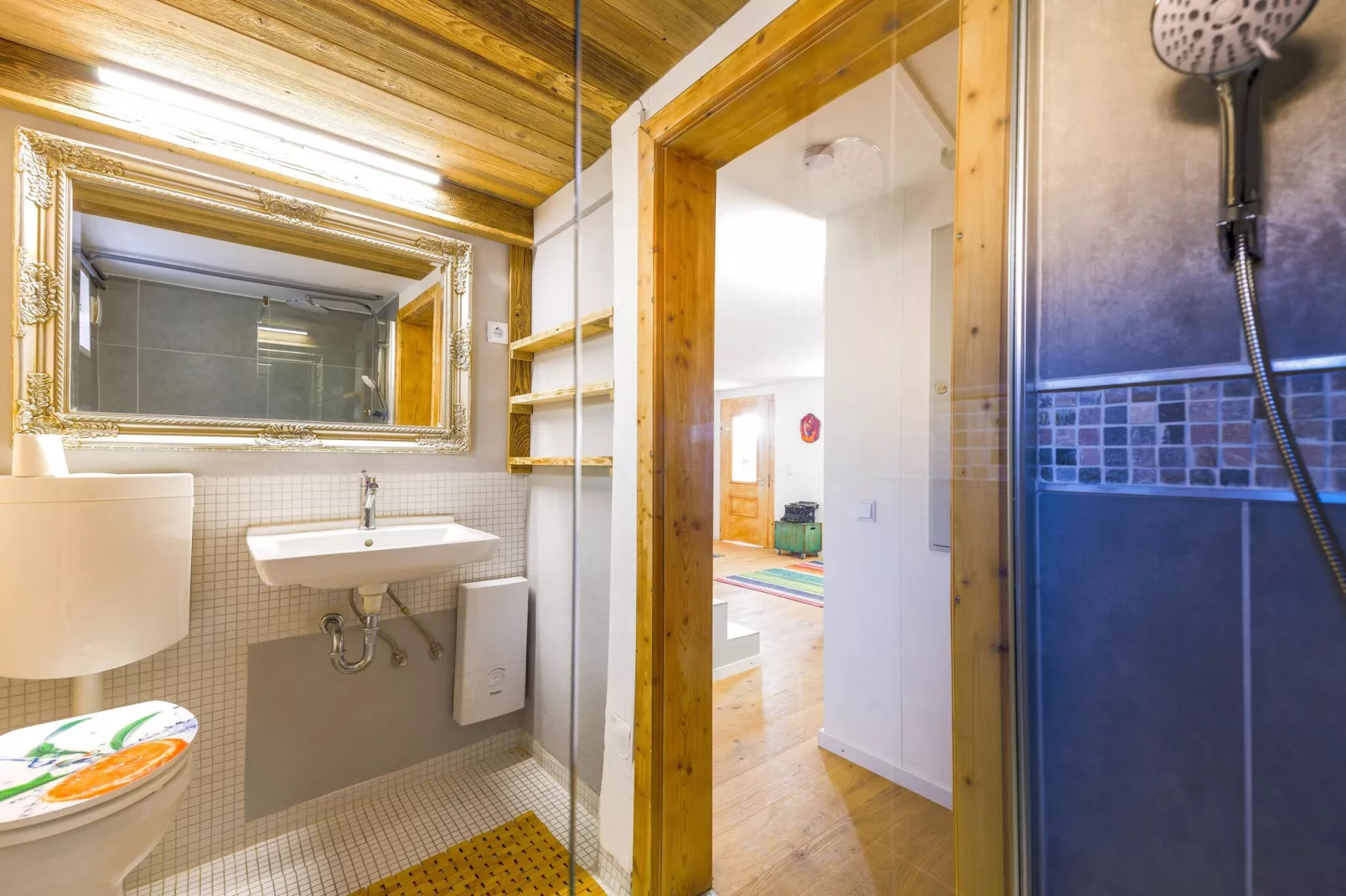 TYP S Holzhaus 6P - Camping Park in der Eifel-Bathroom