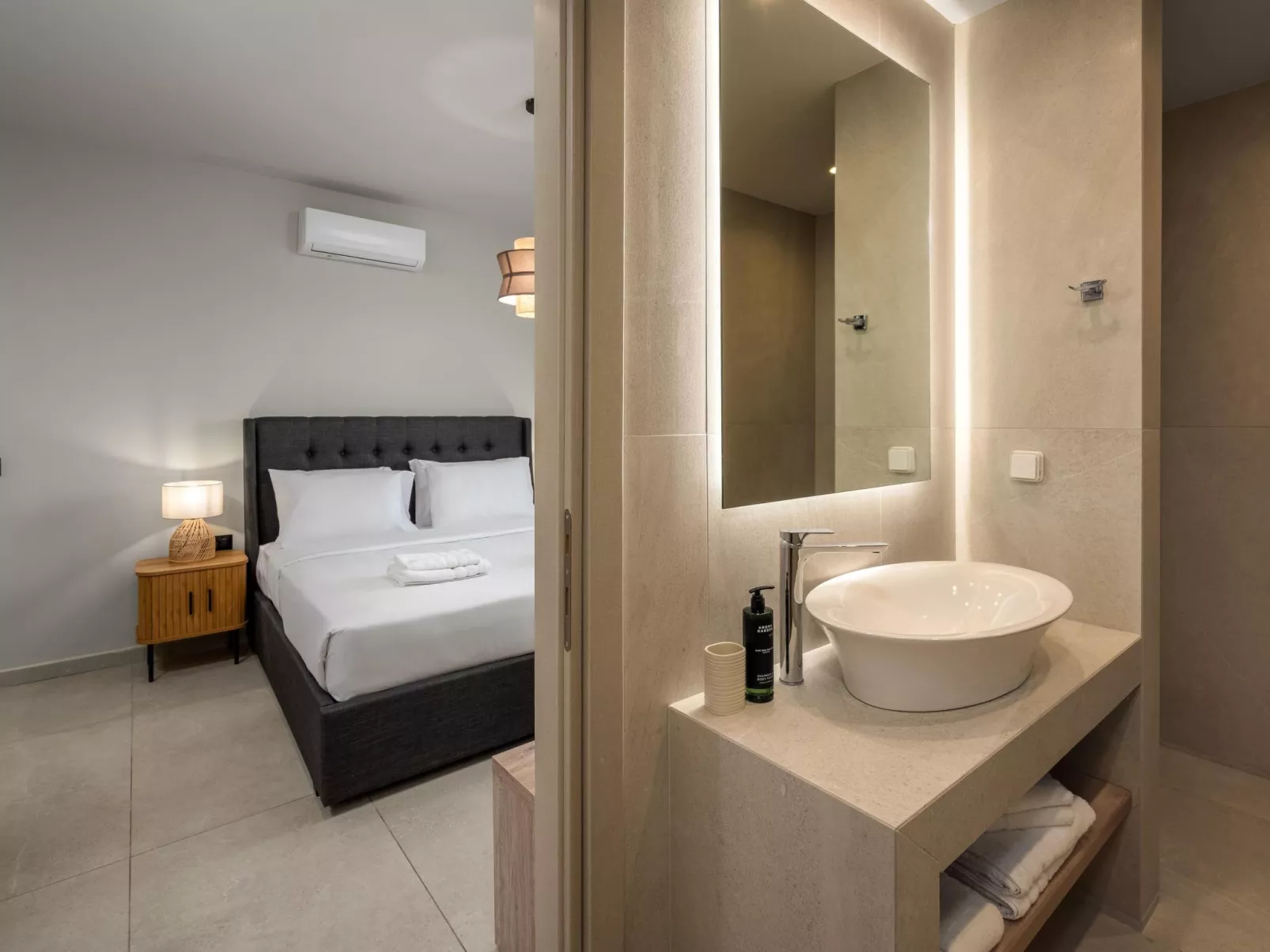 Terra Magna - Villa Cèlia-Inside