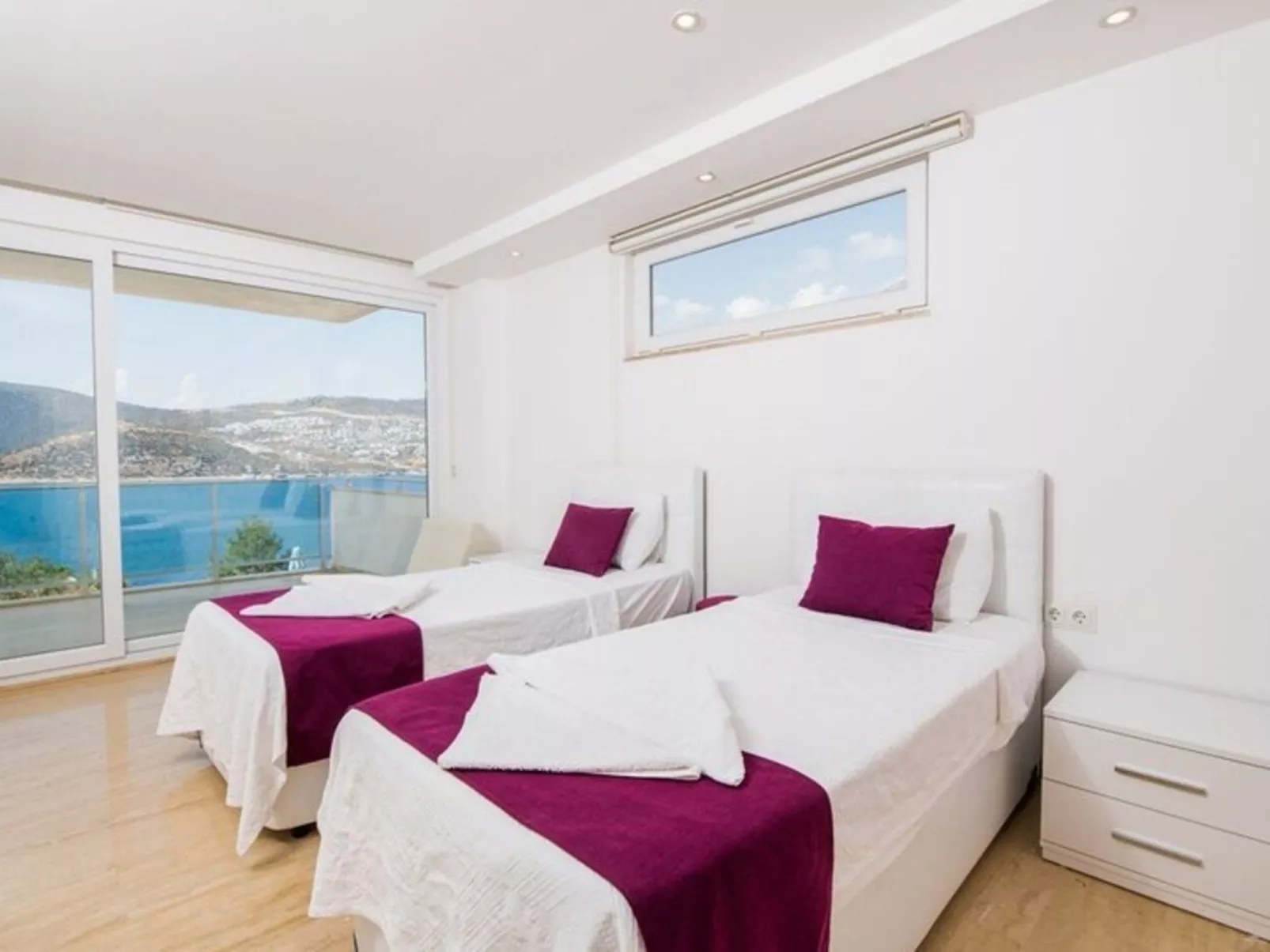 6 Personen nähe Strand-Drinnen