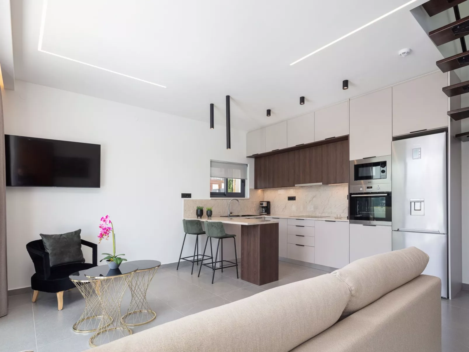 VillaSaints I - Pool und BBQ, Spaziergang zum Strand-Drinnen