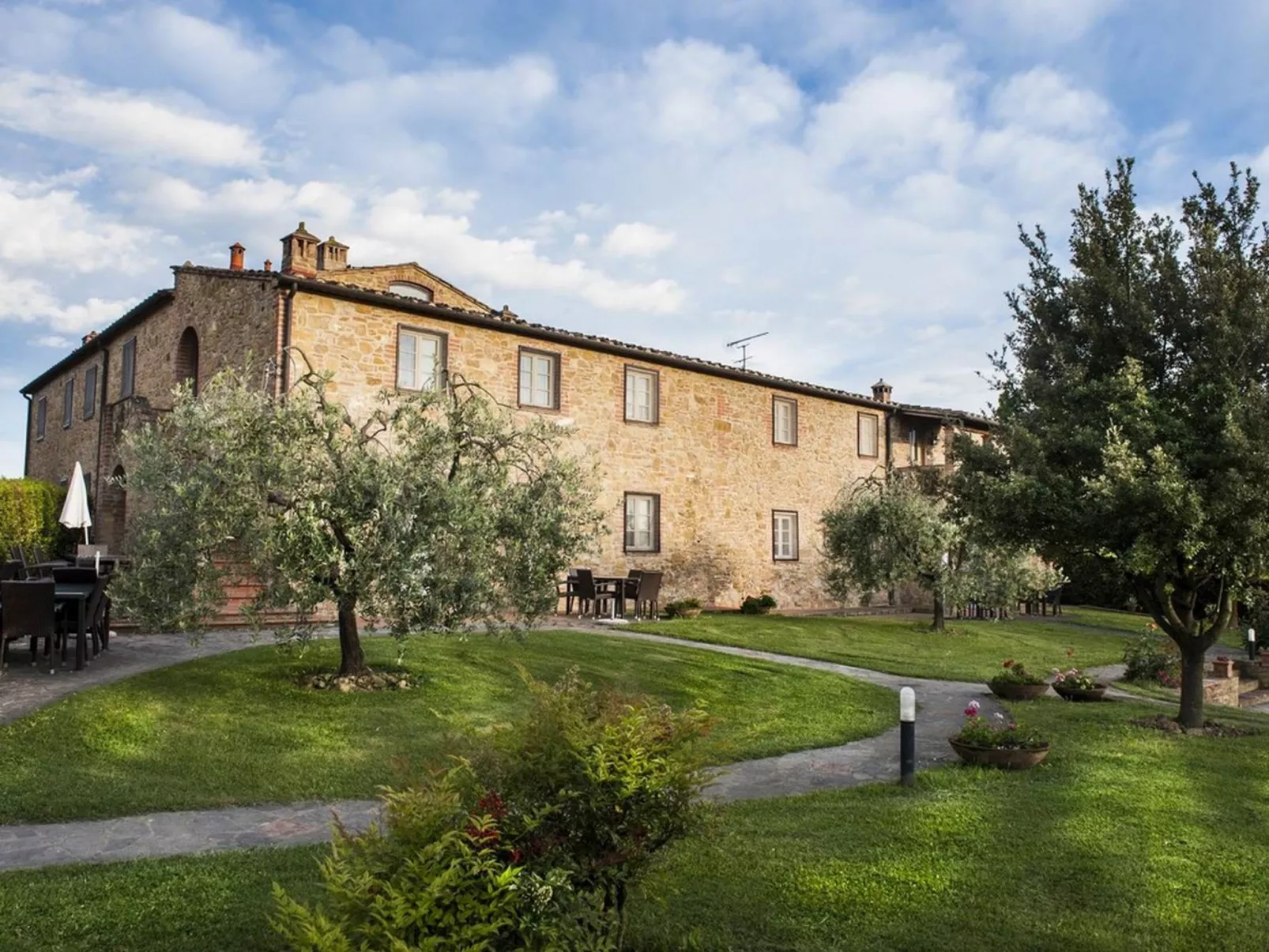 "Collelungo" mit Pool-Dehors