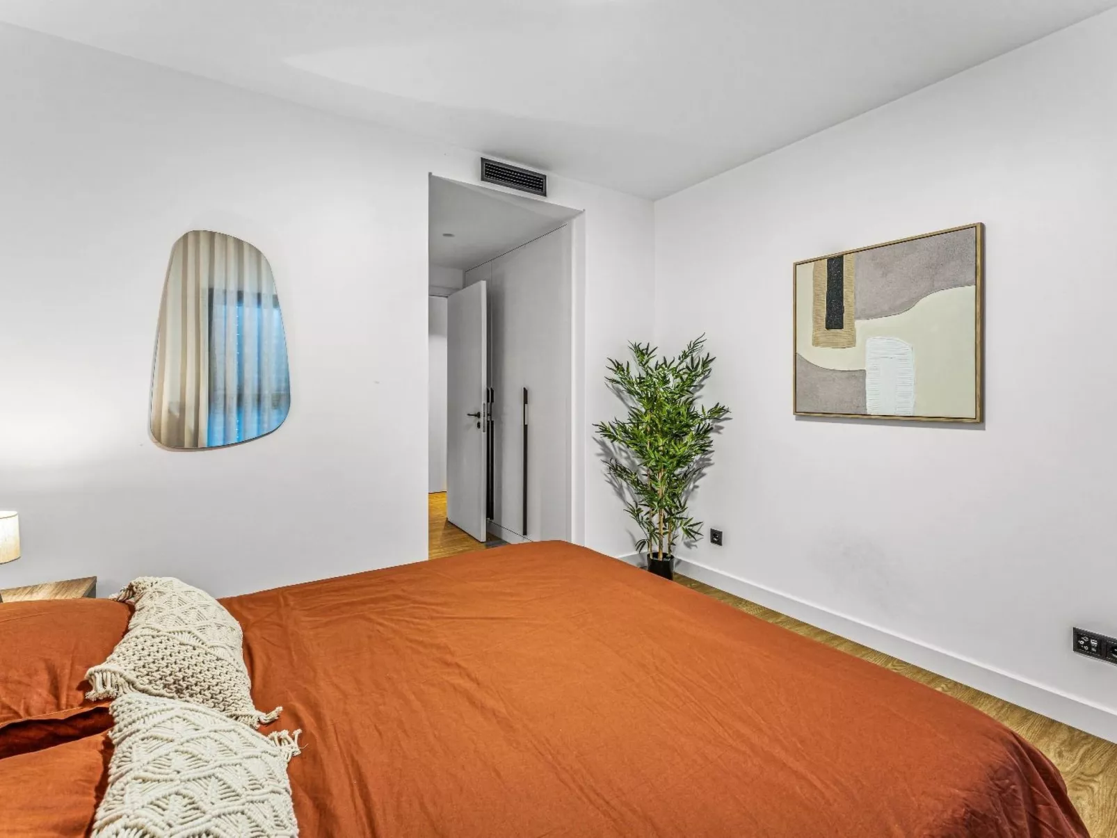 "Saolucas Apartment TopLocation"-Image-tags.info