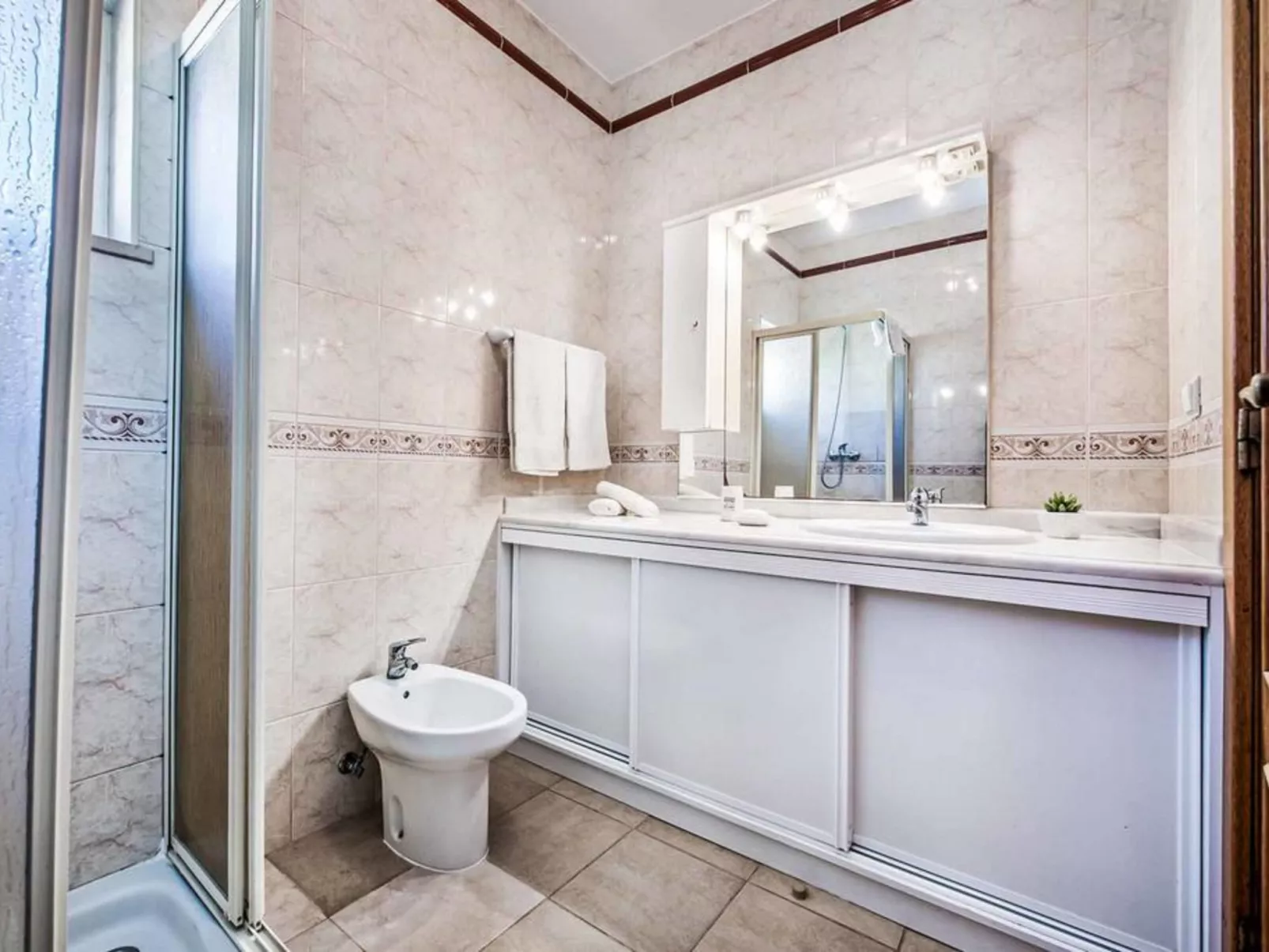 Chalet "Villa Oceano" mit privatem Pool-Inside