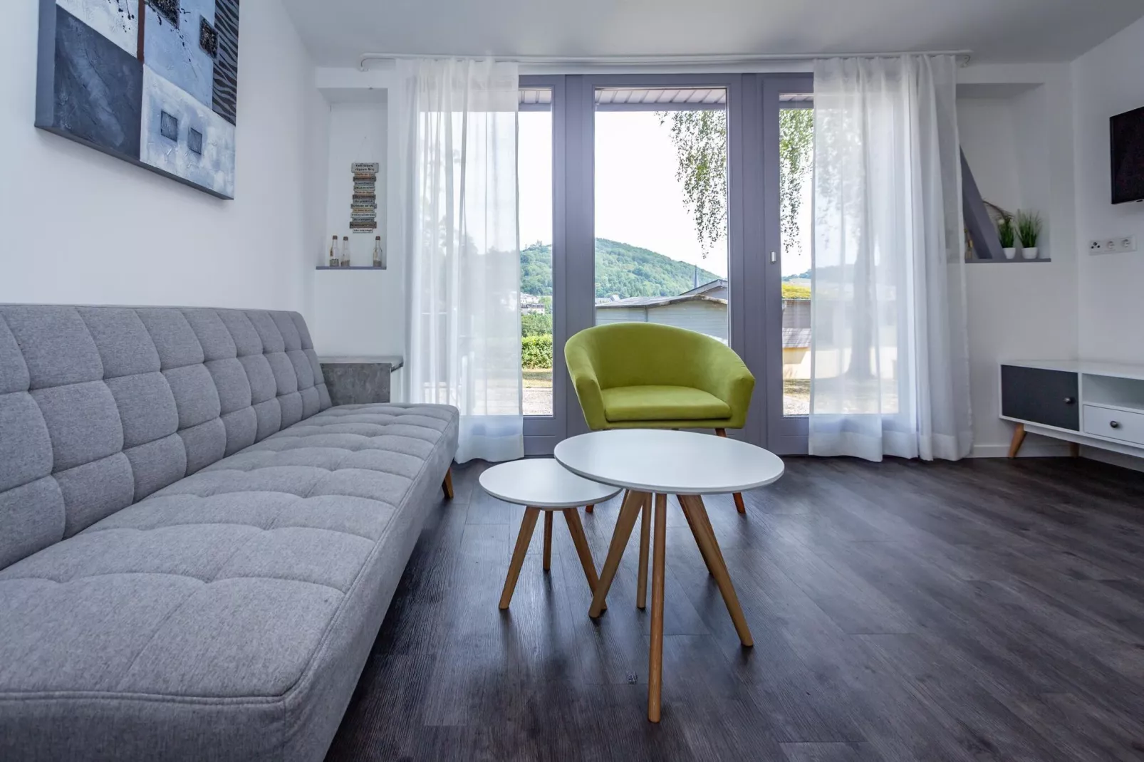 Bungalow Typ B 4P - Camping Park in der Eifel-Wohnzimmer