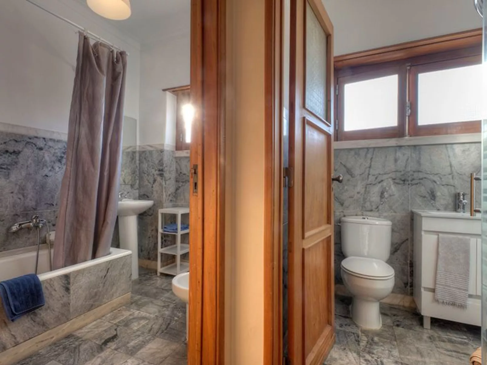 Wohnung "Apolonia7" mit Blick auf das Wasser-Image-tags.info