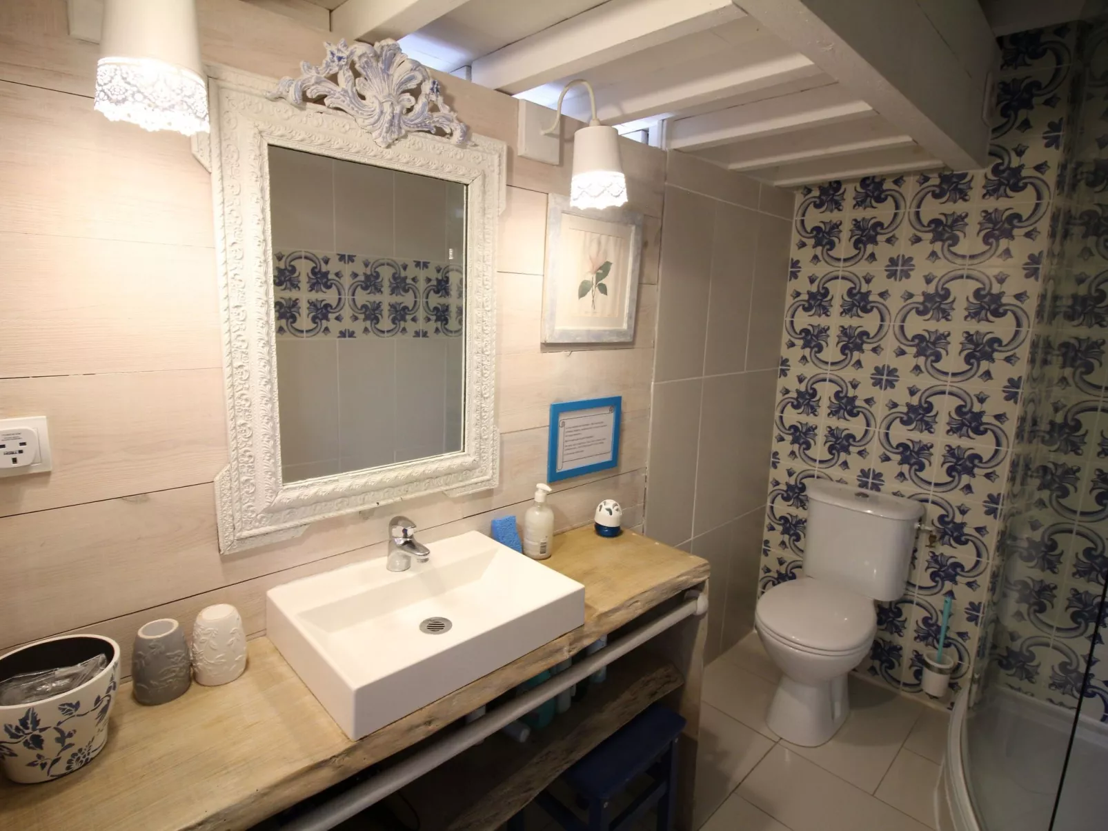 Haus mit Charme Komfort Ruhe Privatpool-Drinnen