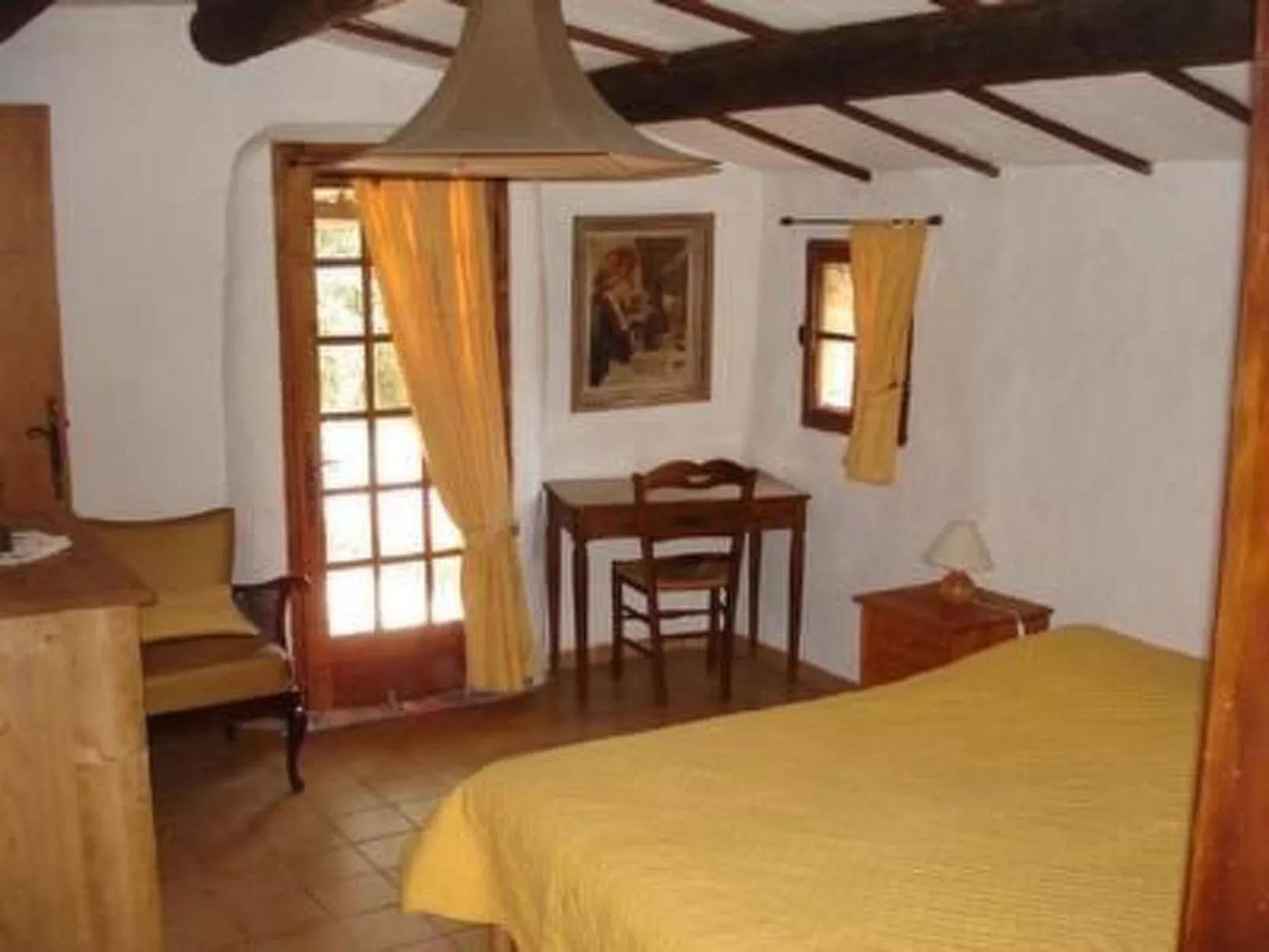 "La petite maison" (Das kleine Haus)-Drinnen