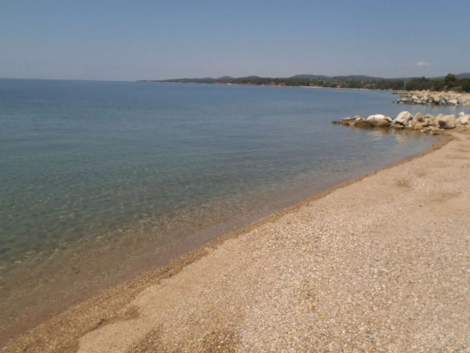 Finikas Garden Nikit-Draußen