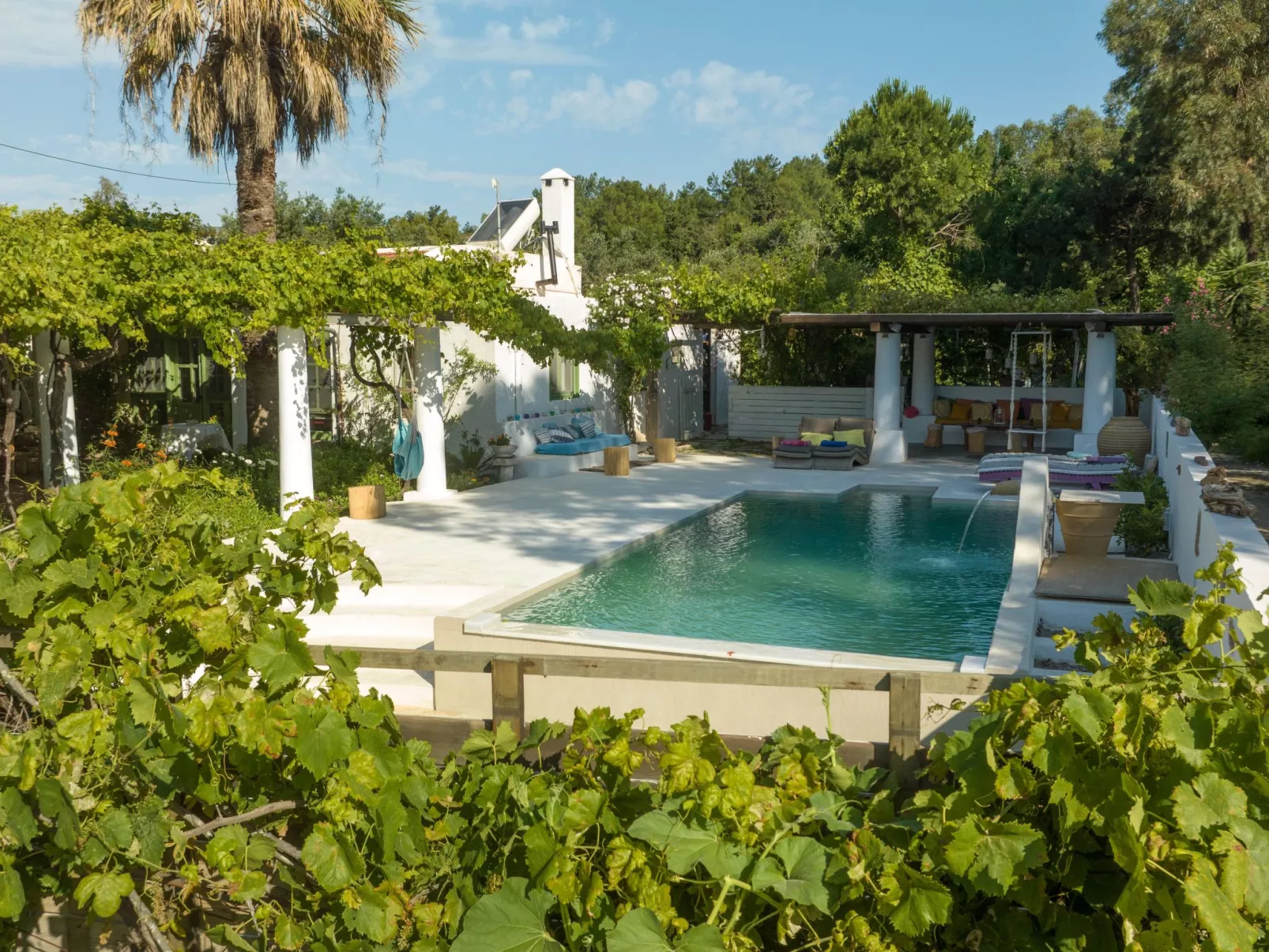 Hütte mit eigenem Garten und Grill-Image-tags.info