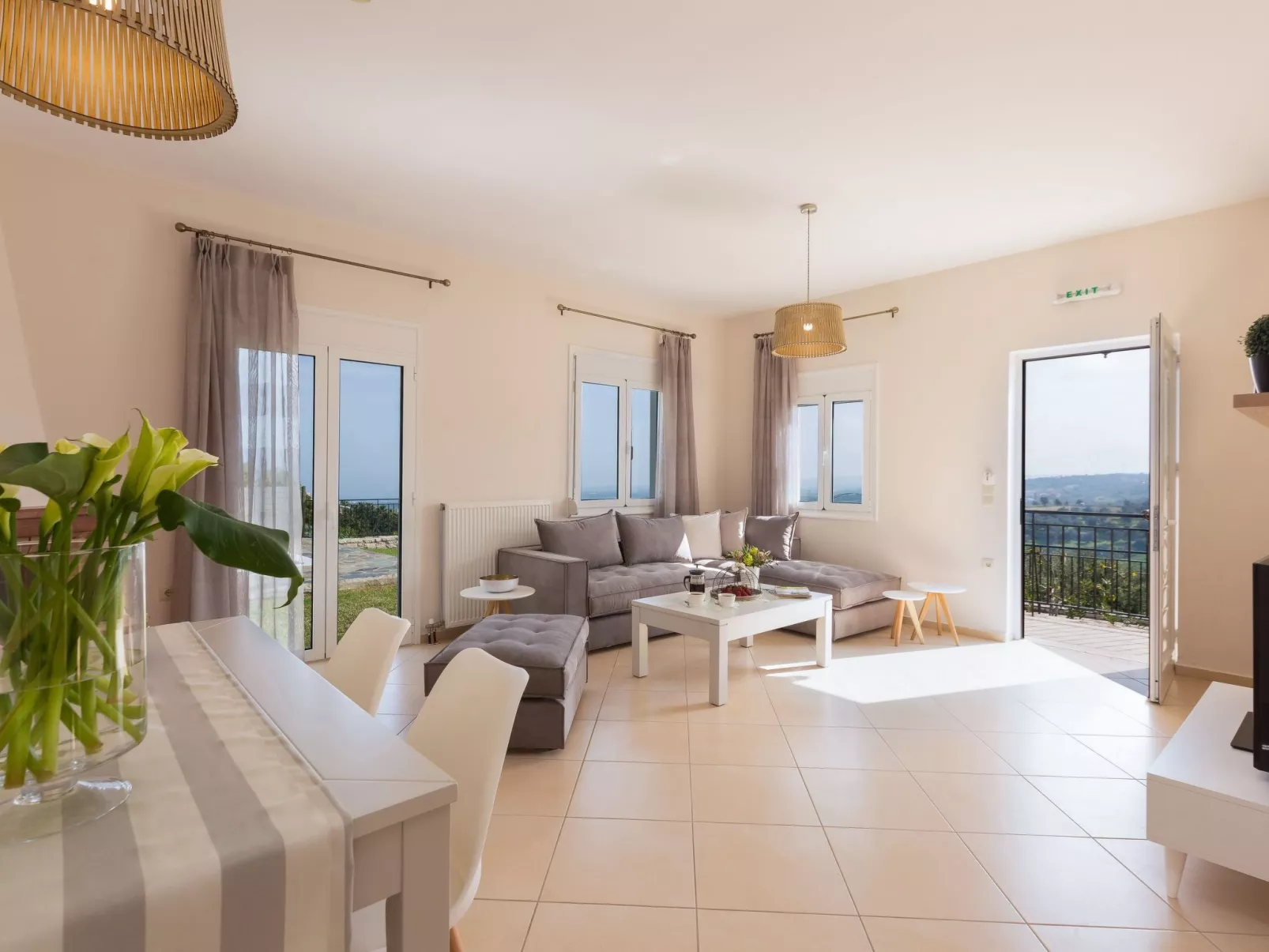 Entspannen Sie sich in der Villa mit privatem Pool, BBQ und Tischtennisplatte-Image-tags.info