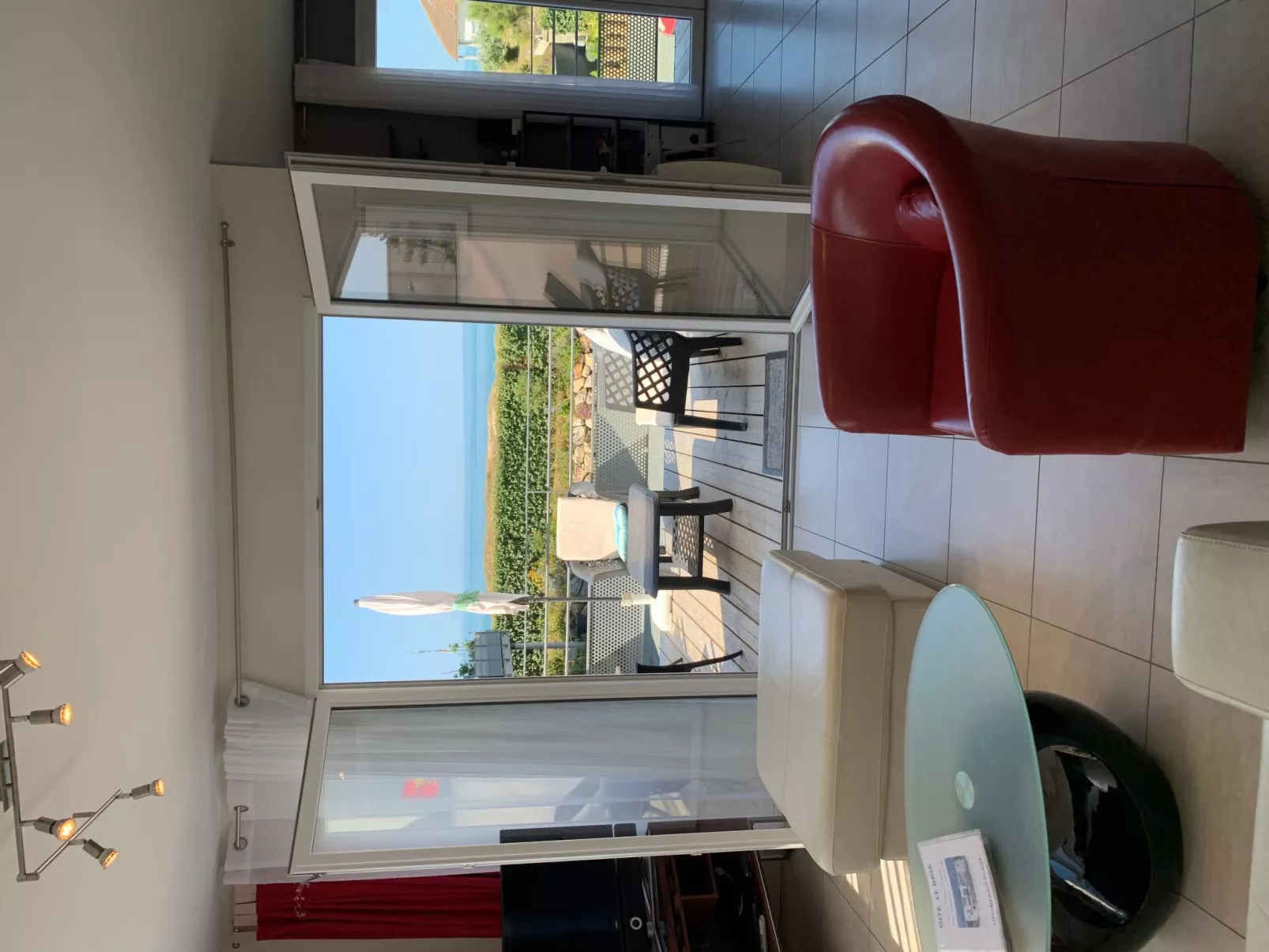 Wohnung mit Meerblick-Inside