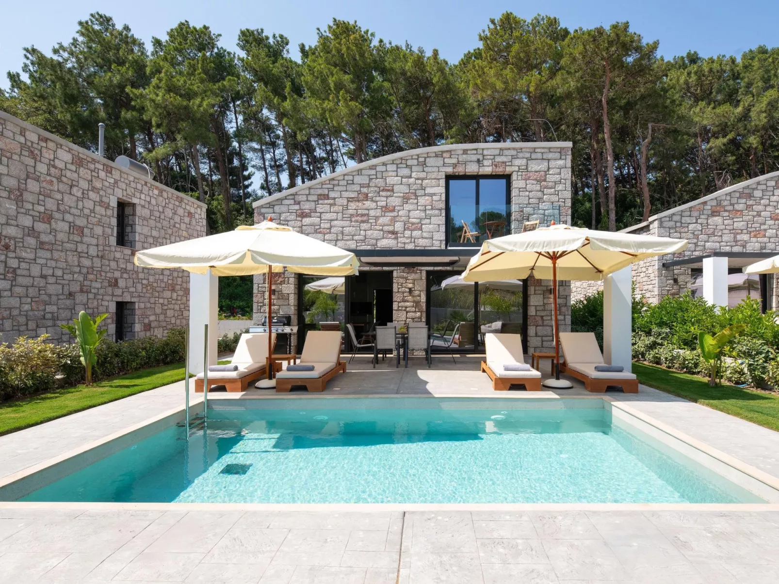 Rokas Luxus-Villen-Villa Dimitra-Image-tags.info