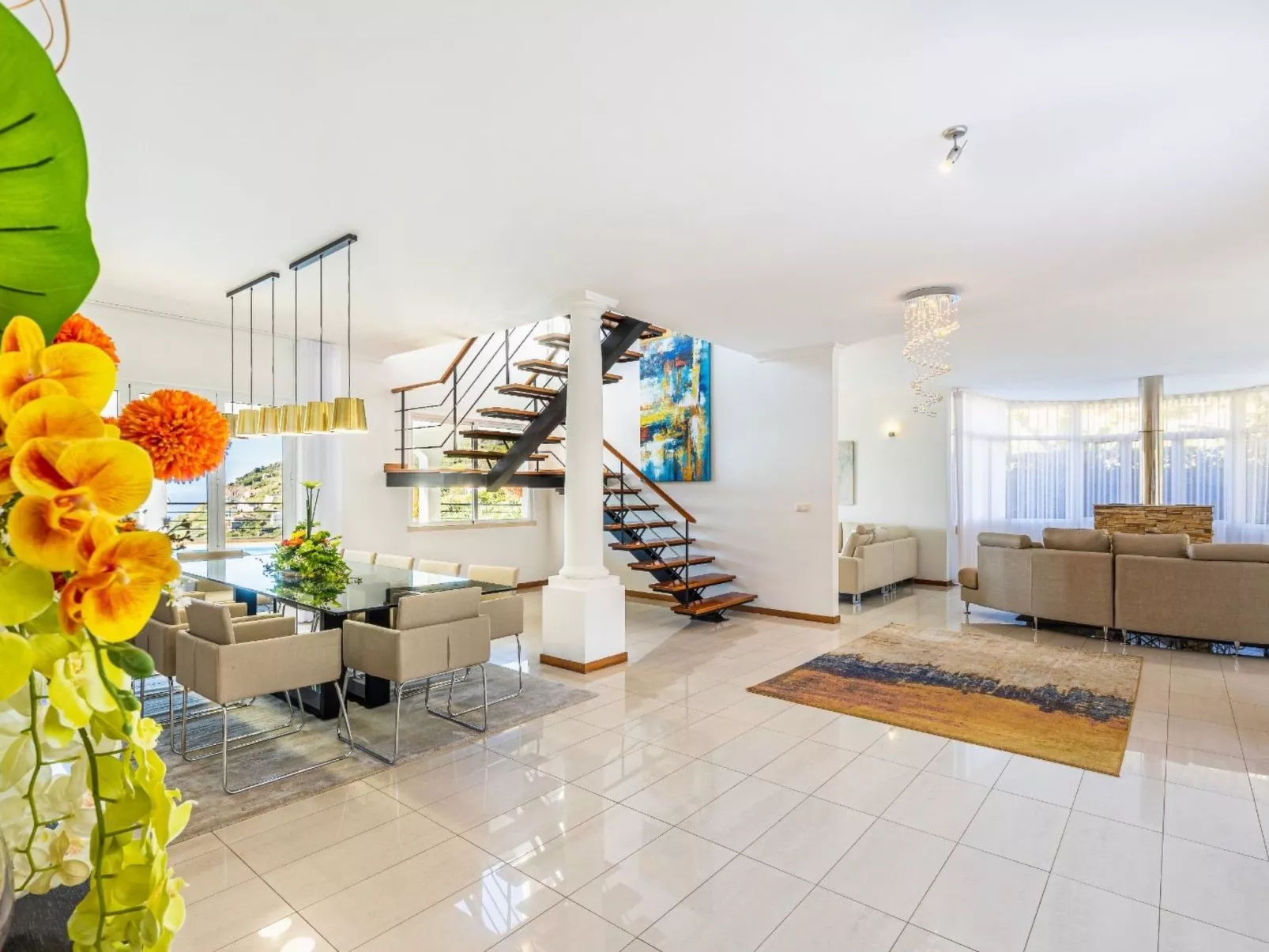 Luxuriöses Escape Village Calheta mit beheiztem Pool